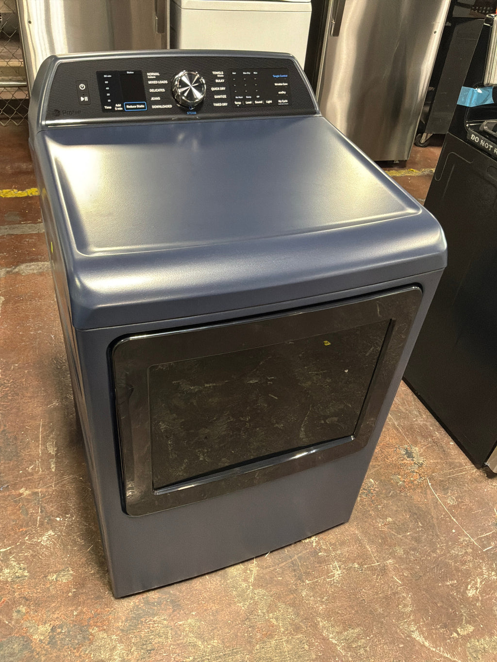 GE Profile™ ENERGY STAR® 7.3 cu. ft. Capacity Smart Electric Dryer with Steam and Washer Link
