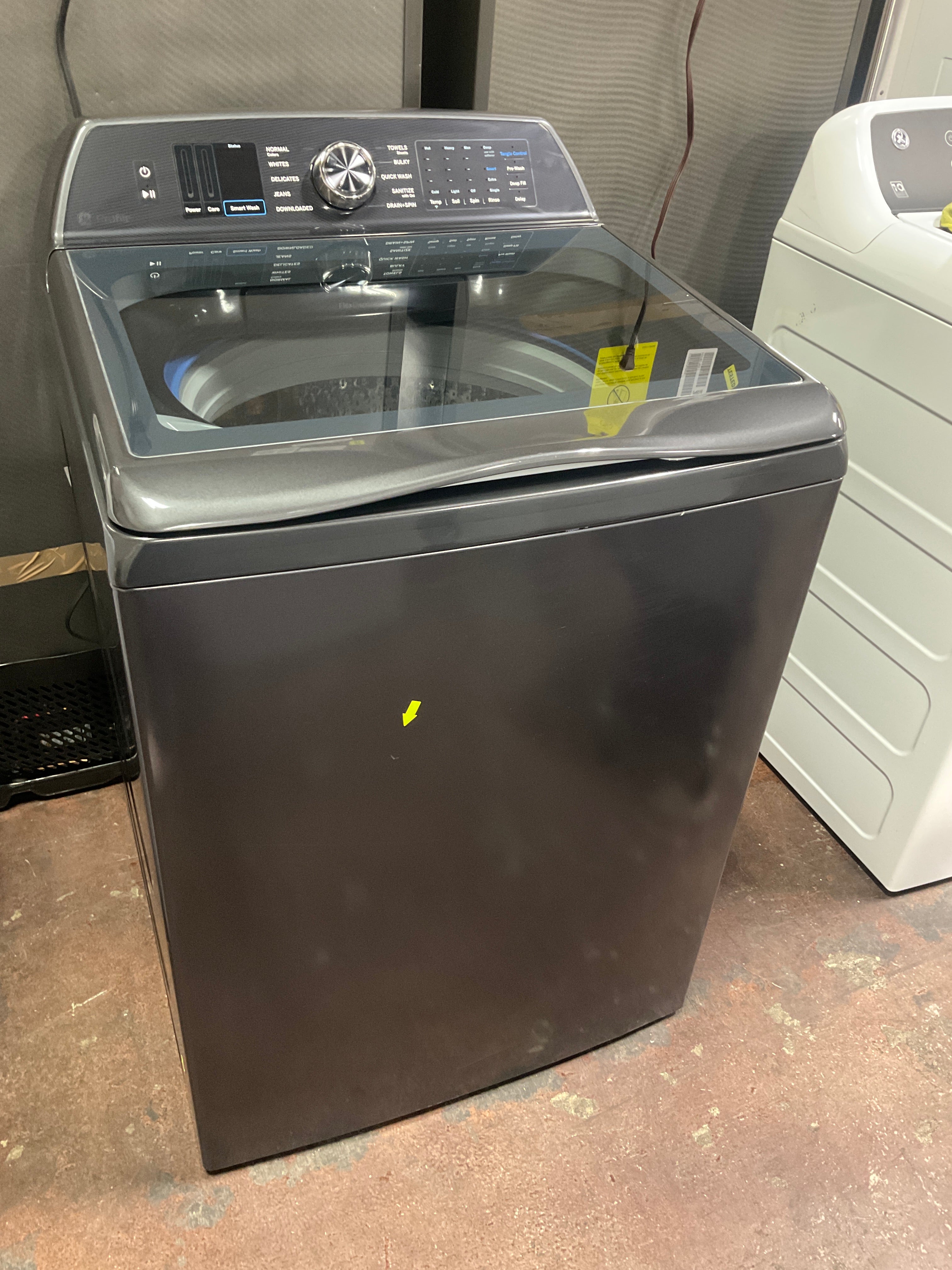 GE Profile™ ENERGY STAR® 5.4 cu. ft. Capacity Washer with Smarter Wash Technology and FlexDispense™