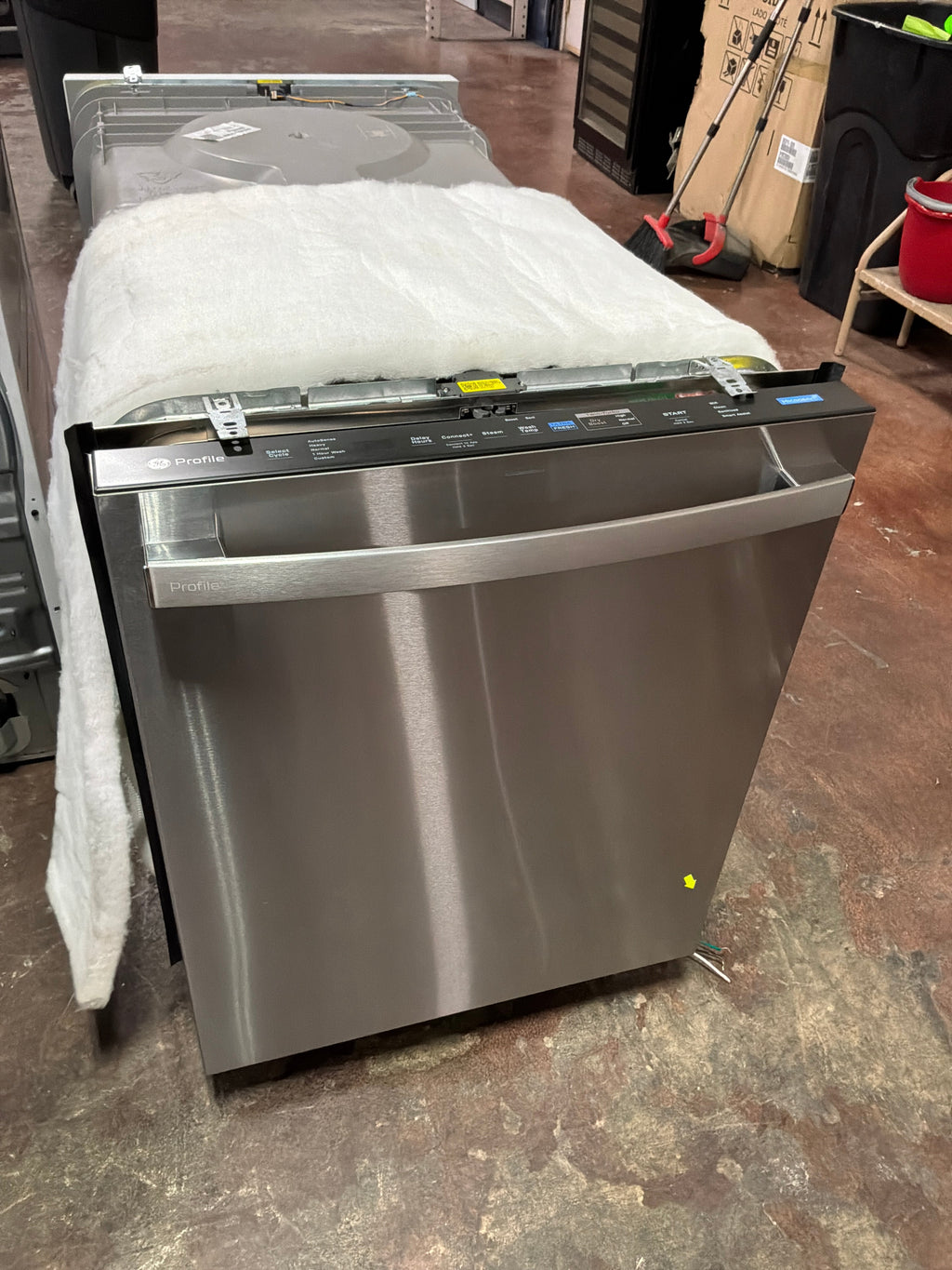 GE Profile™ ENERGY STAR Smart UltraFresh System Dishwasher with Microban™ Antimicrobial Technology with Deep Clean Washing 3rd Rack, 42 dBA