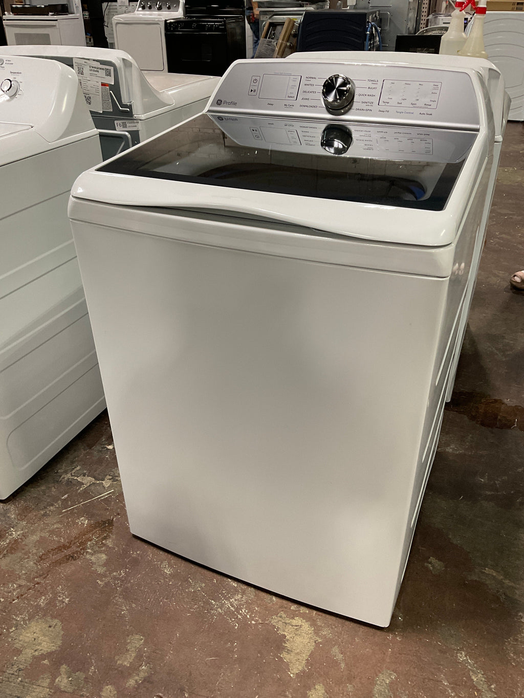 GE Profile™ ENERGY STAR® 5.0 cu. ft. Capacity Washer with Smarter Wash Technology and FlexDispense™