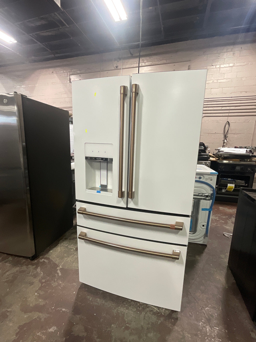 CAFÉ™ ENERGY STAR® 27.8 Cu. Ft. Smart 4-Door French-Door Refrigerator