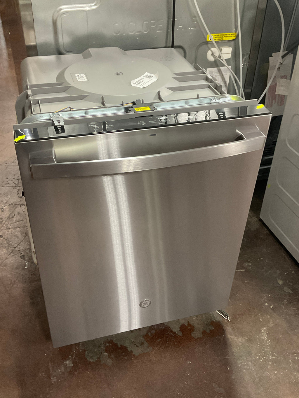 GE ENERGY STAR Top Control with Plastic Interior Dishwasher with Sanitize Cycle & Dry Boost