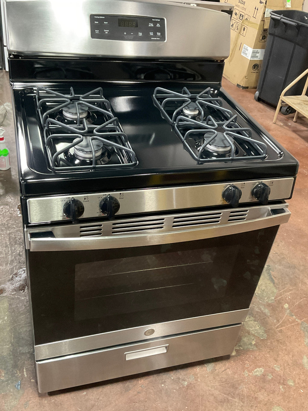 GE® 30" Free-Standing Gas Range
