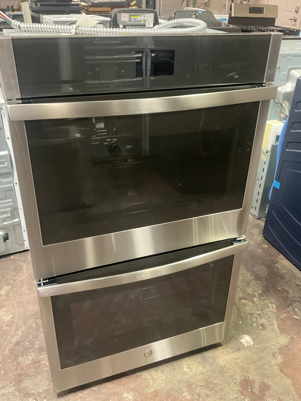 GE GE® 30" Smart Built-In Self-Clean Convection Double Wall Oven with No Preheat Air Fry
