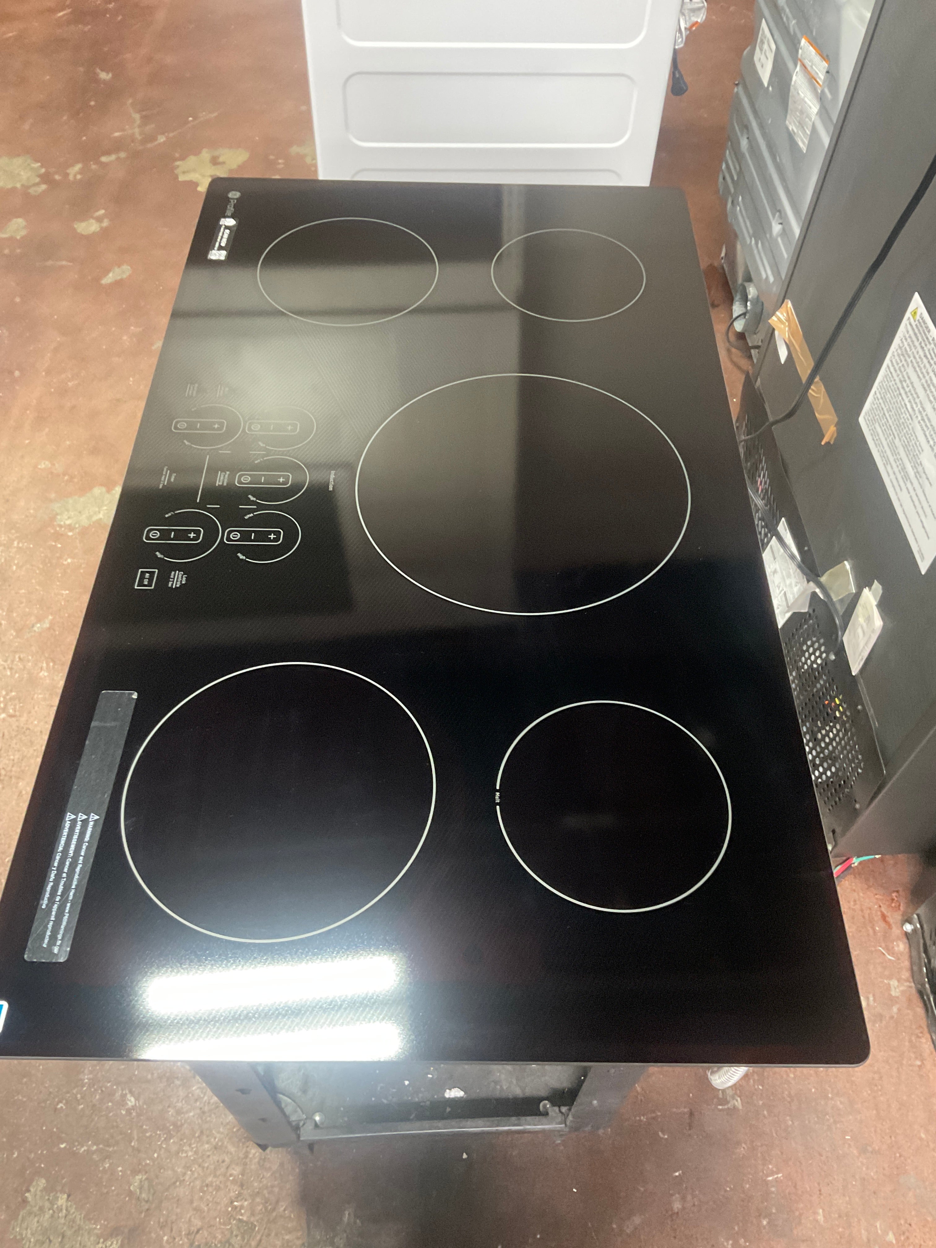 GE Profile™ ENERGY STAR® 36" Built-In Touch Control Induction Cooktop