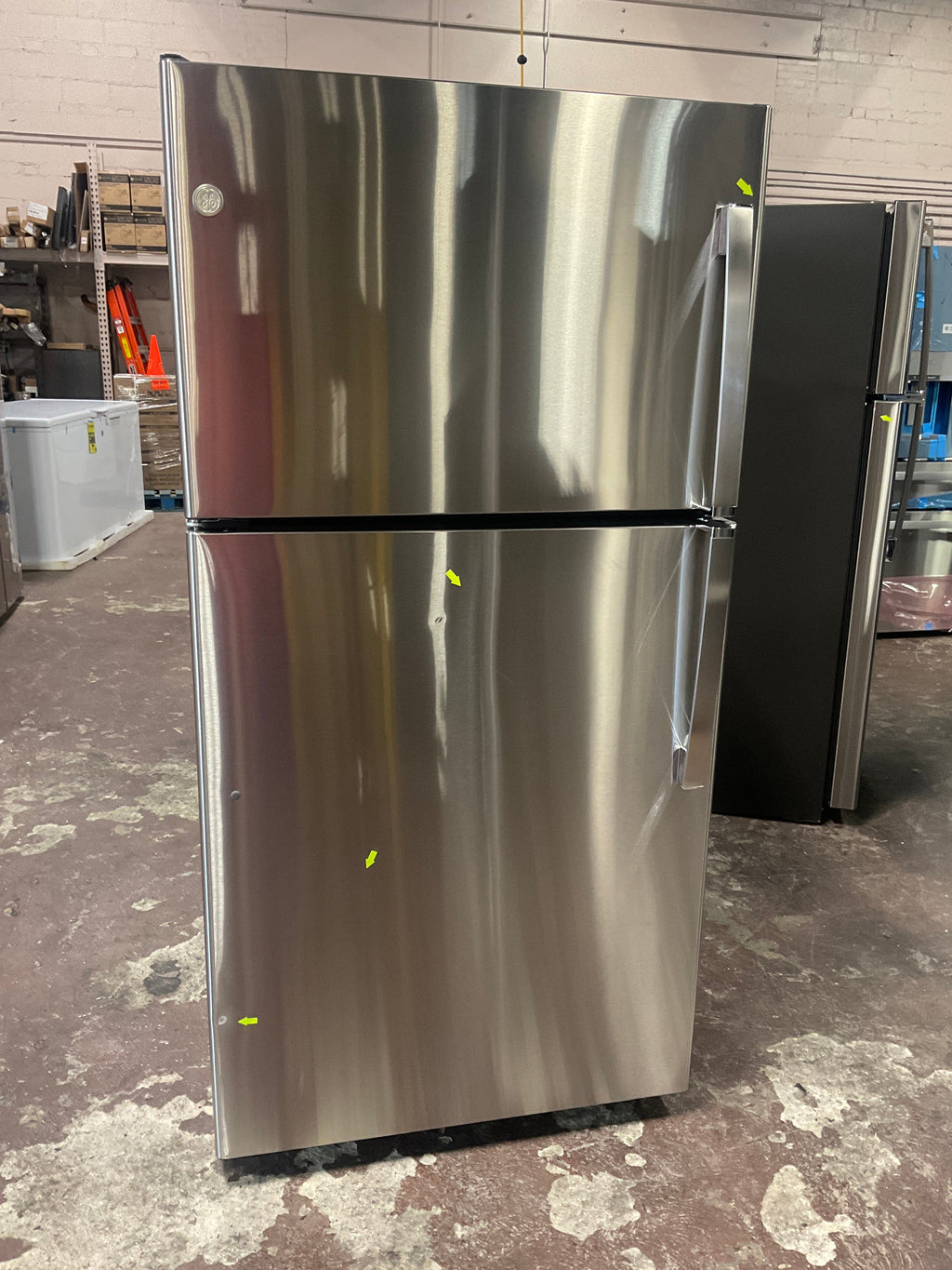 GE® ENERGY STAR® 21.9 Cu. Ft. Top-Freezer Refrigerator