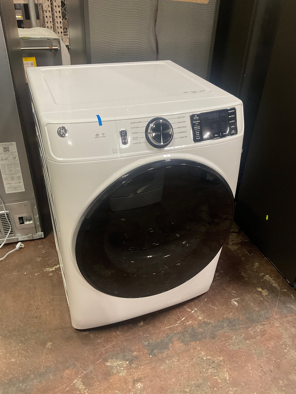 GE GE® ENERGY STAR® 7.8 cu. ft. Capacity Smart Front Load Electric Dryer with Sanitize Cycle