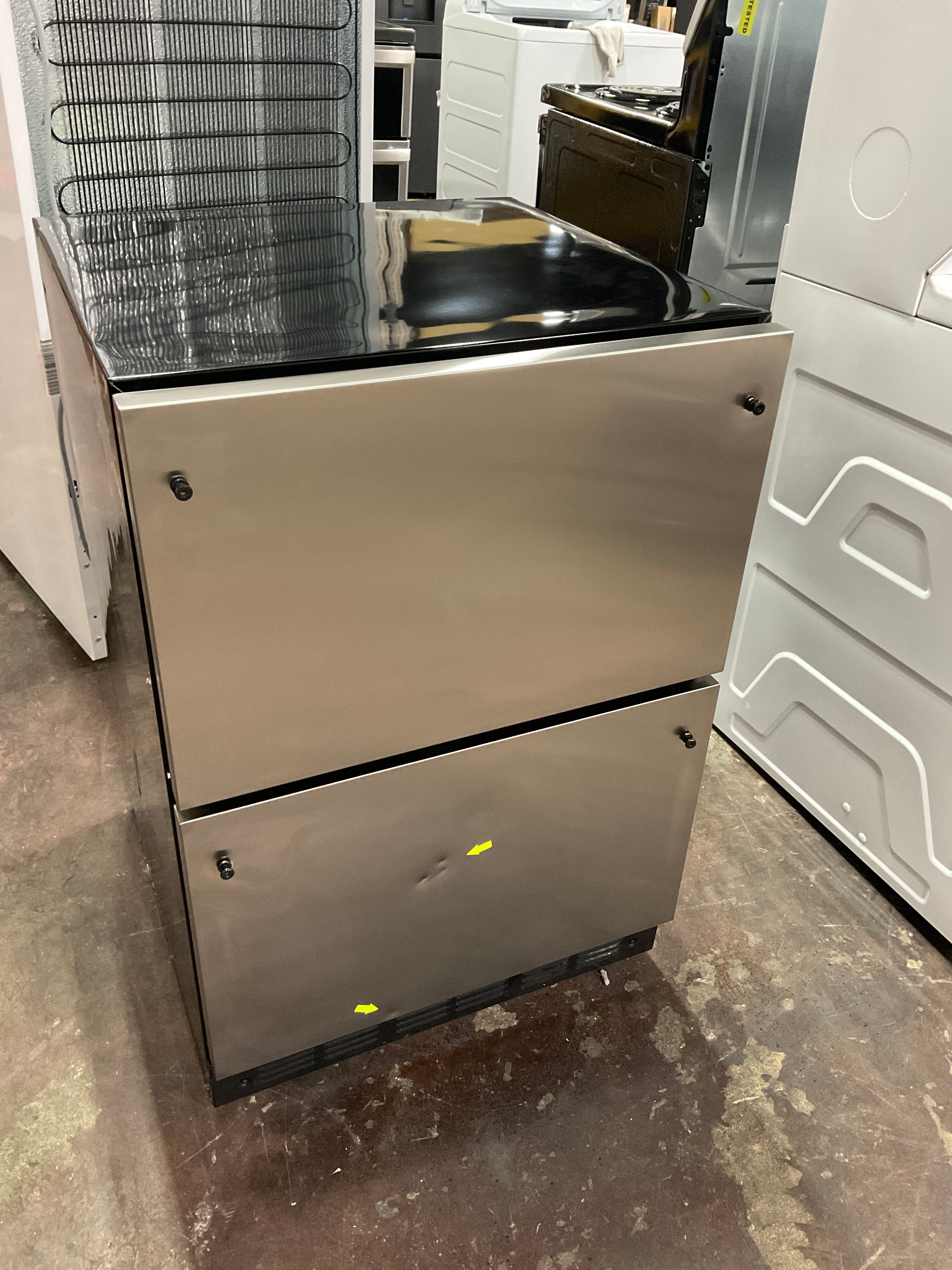 Monogram 24" Double-Drawer Refrigerator