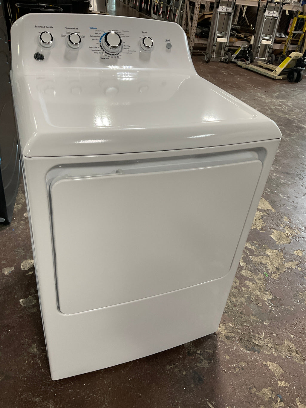 GE® 7.2 cu. ft. Capacity aluminized alloy drum Gas Dryer