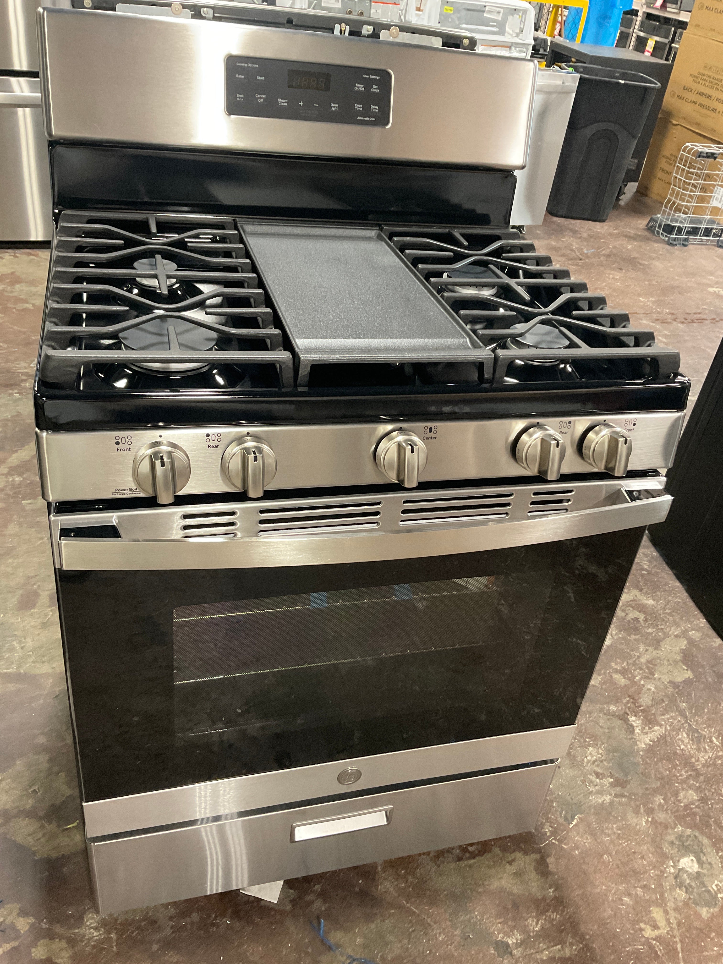 GE® 30" Free-Standing Gas Range