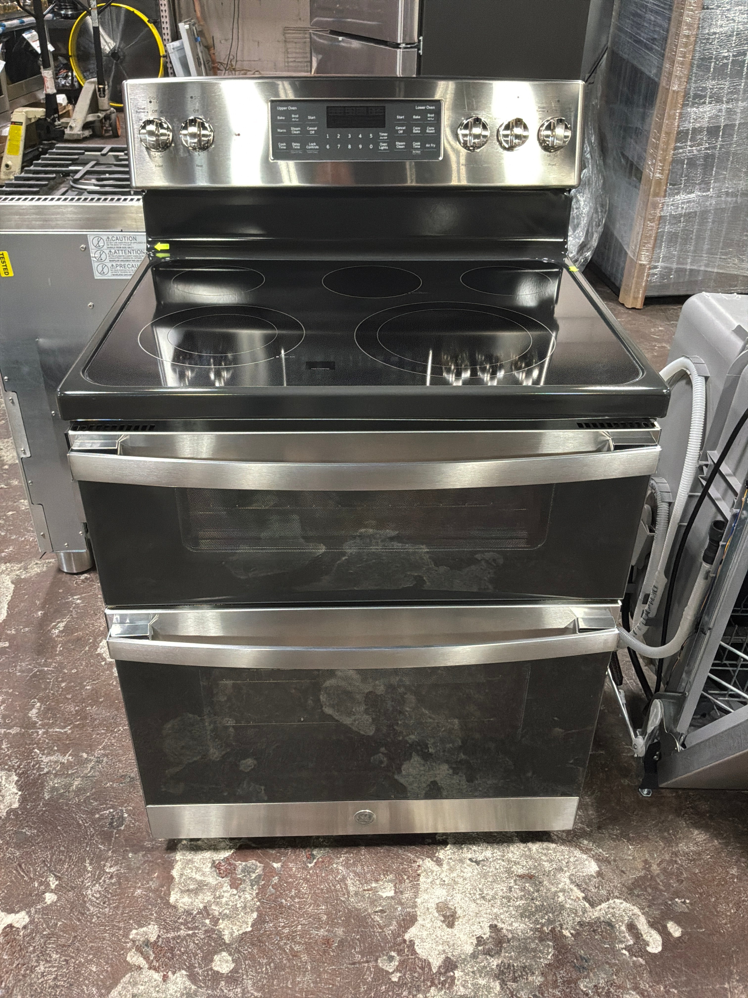 GE 30" Free-Standing Electric Double Oven Convection Range