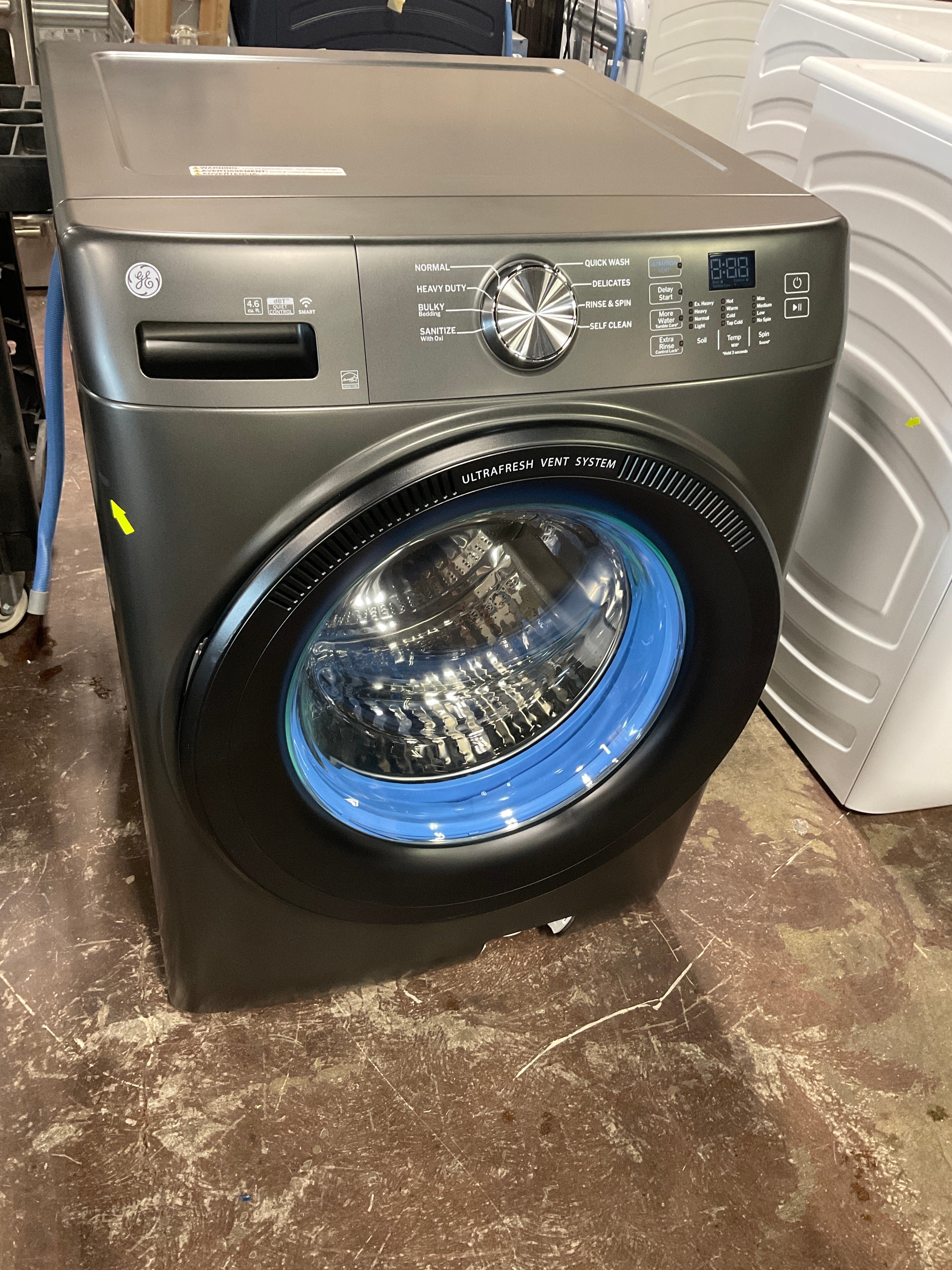 GE® ENERGY STAR® 4.6 cu. ft. Capacity Smart Front Load Washer with UltraFresh Vent System with OdorBlock™