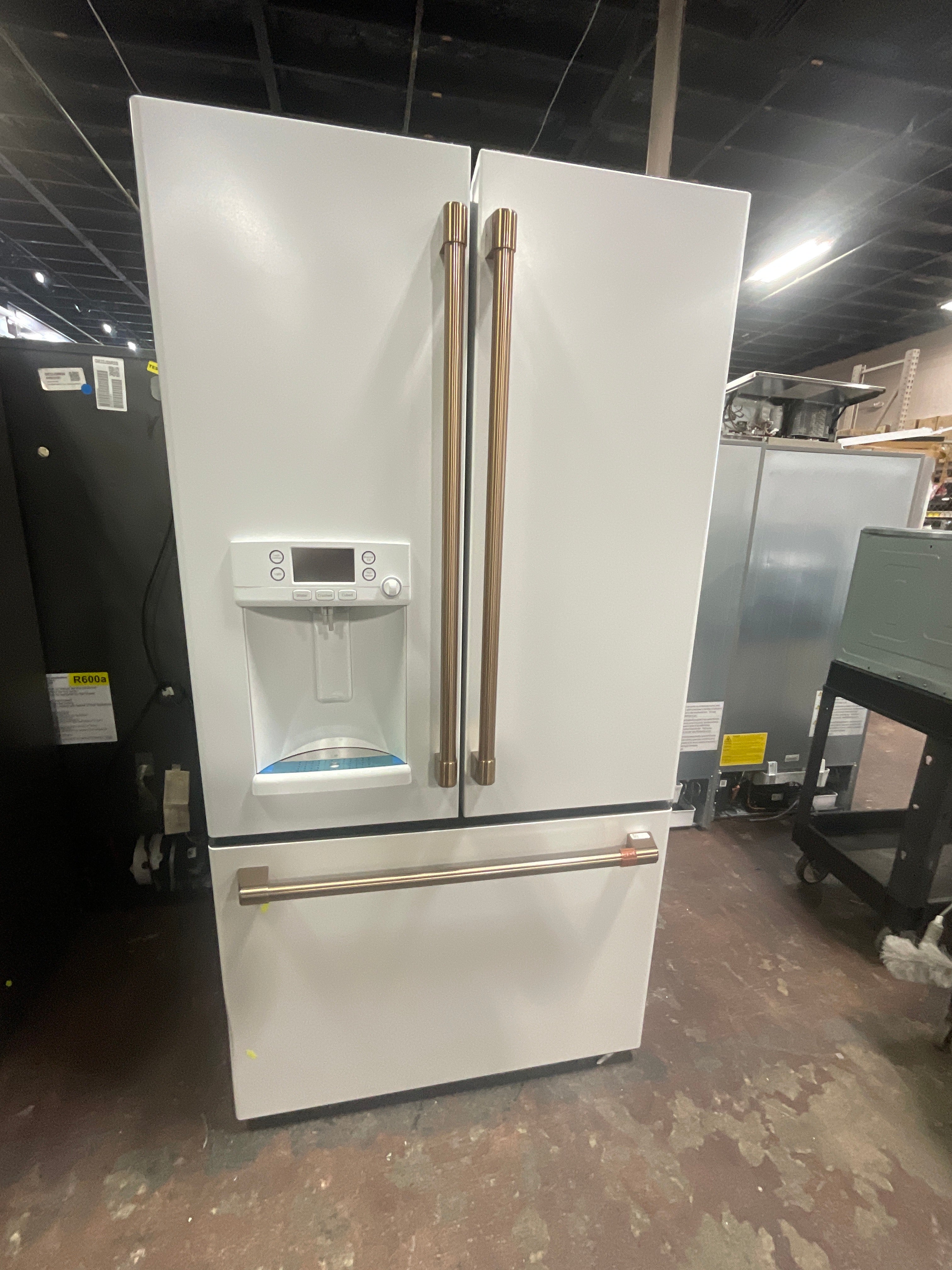 CAFÉ™ ENERGY STAR® 22.1 Cu. Ft. Smart Counter-Depth French-Door Refrigerator with Hot Water Dispenser