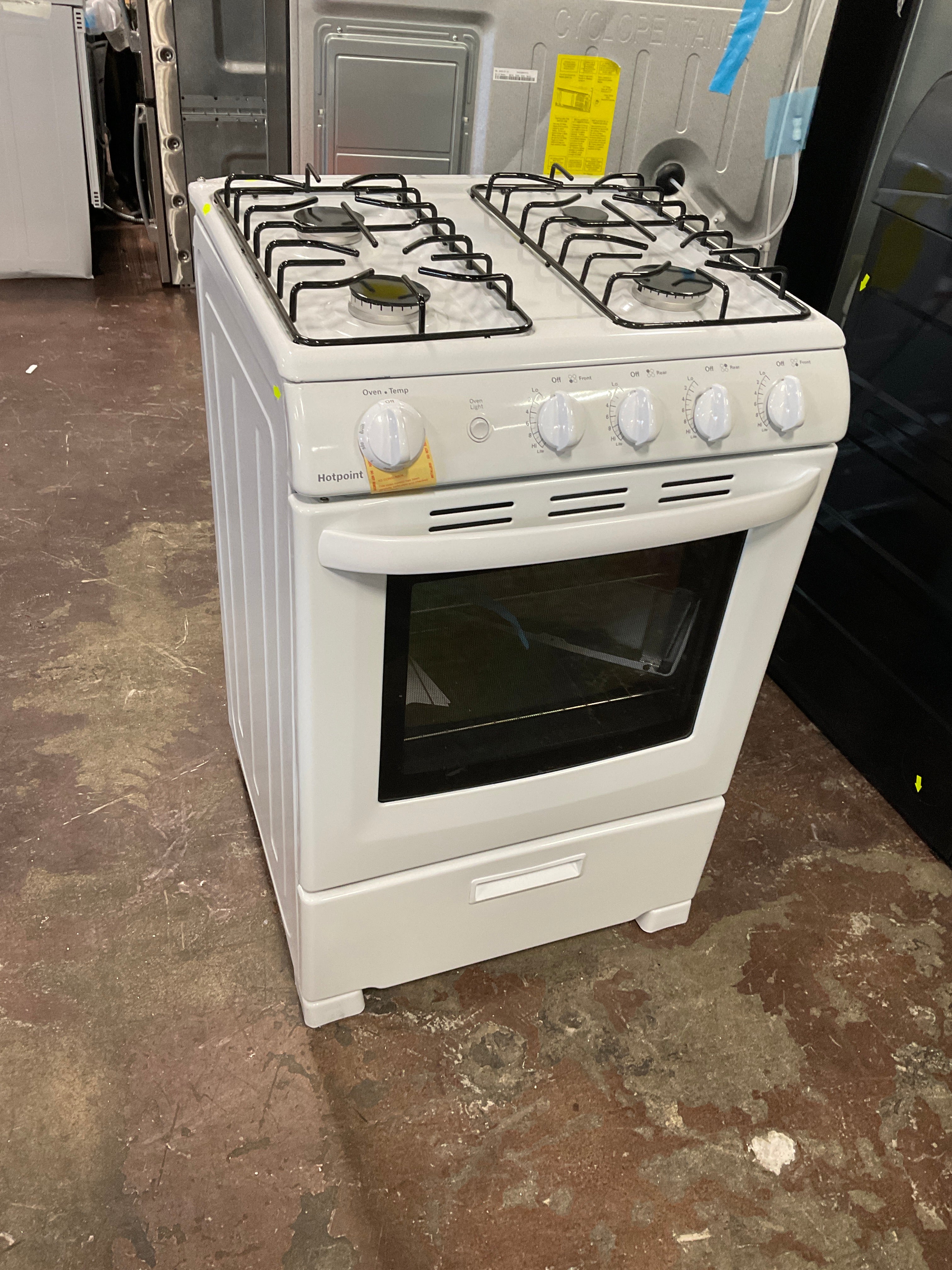 Hotpoint® 24" Front-Control Free-Standing Gas Range with Large Window
