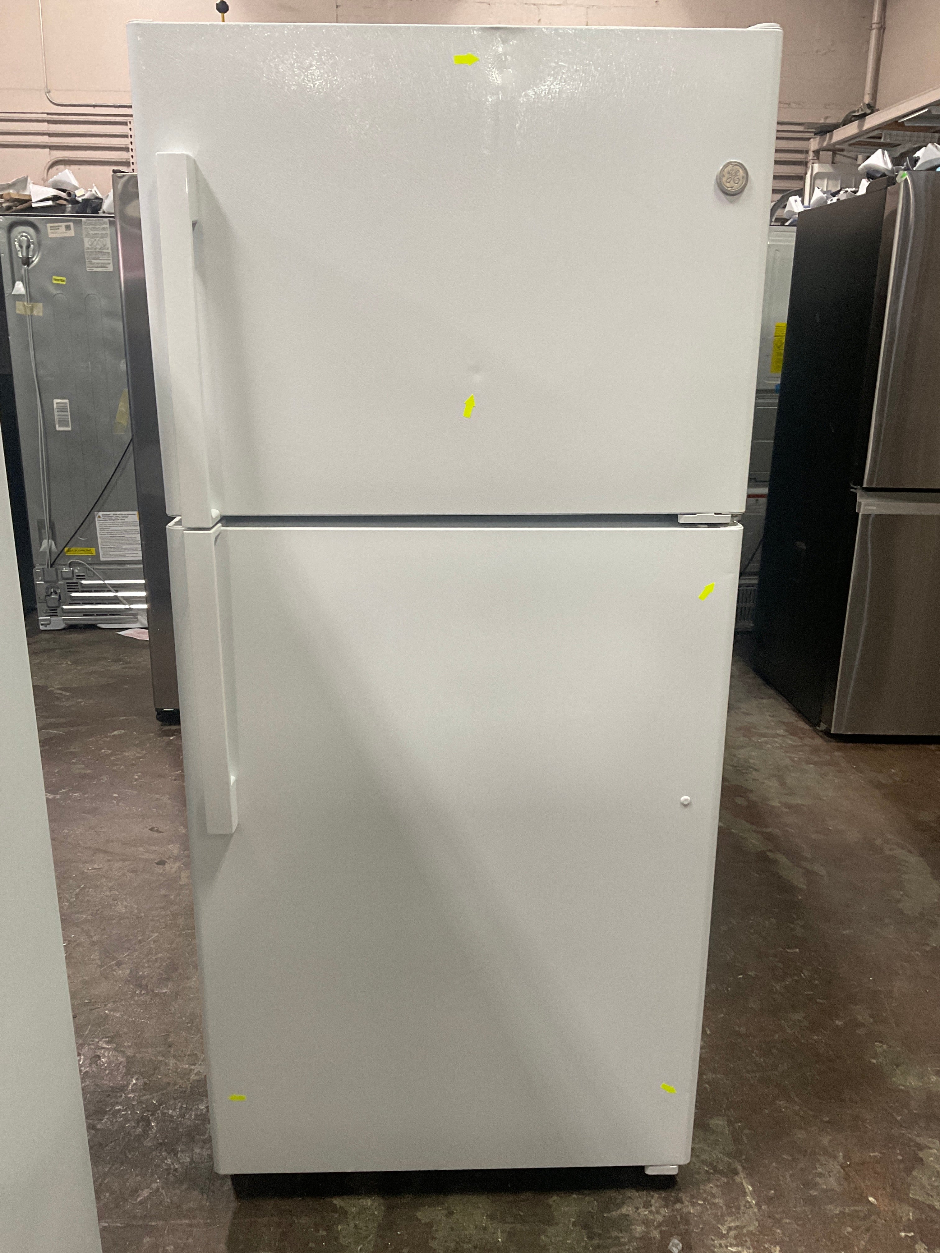 GE® ENERGY STAR® 19.2 Cu. Ft. Top-Freezer Refrigerator