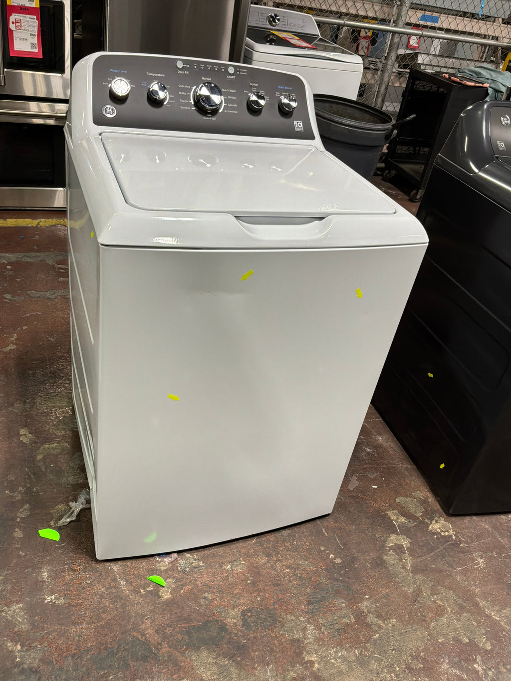 GE GE® 4.5 cu. ft. Capacity Washer with Stainless Steel Basket, Cold Plus and Wash Boost
