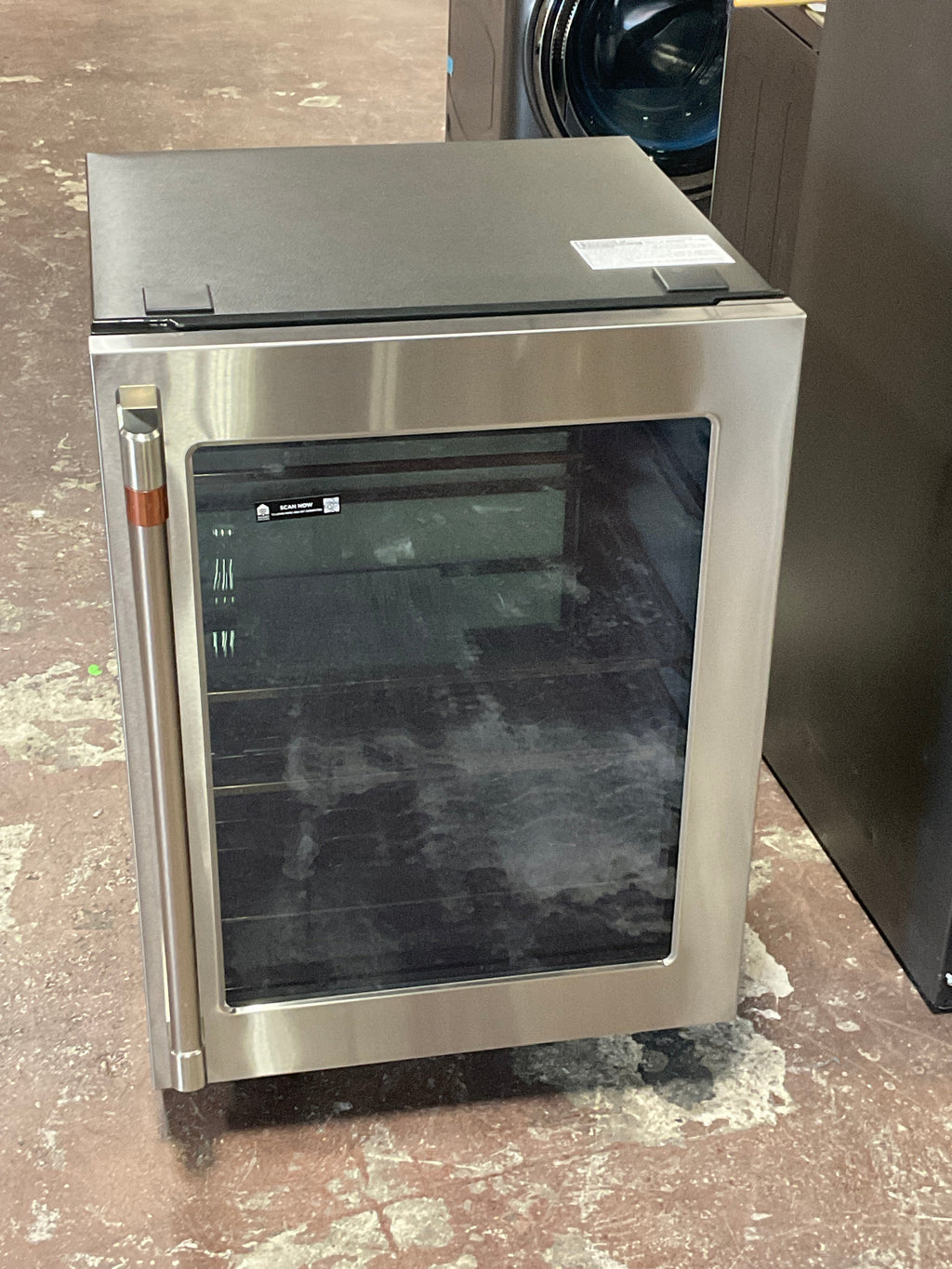 CAFÉ™ ENERGY STAR® Beverage Center