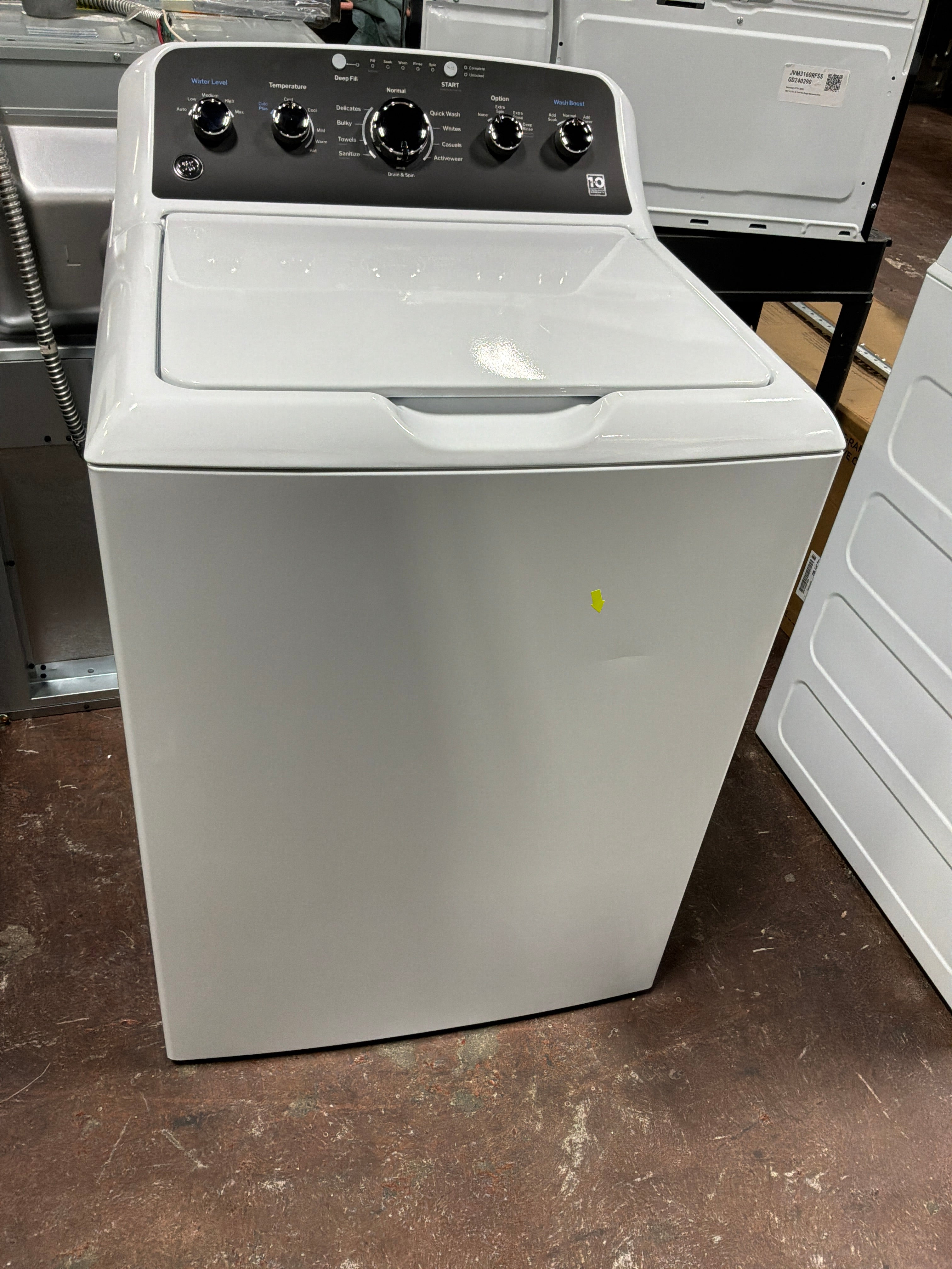 GE GE® 4.5 cu. ft. Capacity Washer with Stainless Steel Basket, Cold Plus and Wash Boost