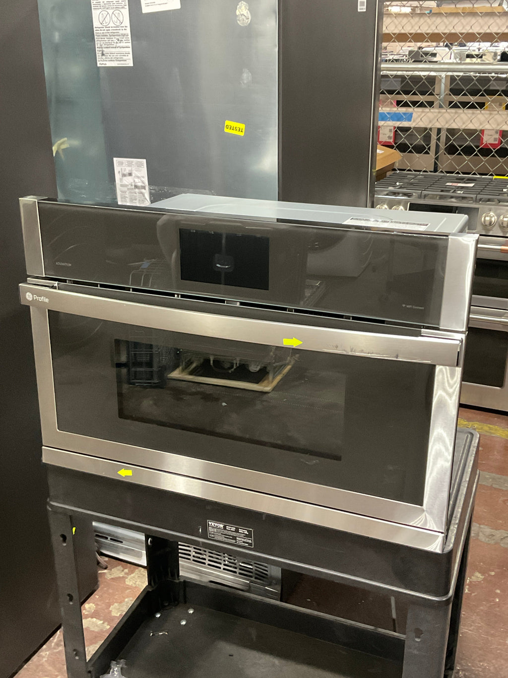 GE Profile™ 30" Single Wall Oven with 120V Advantium® Technology