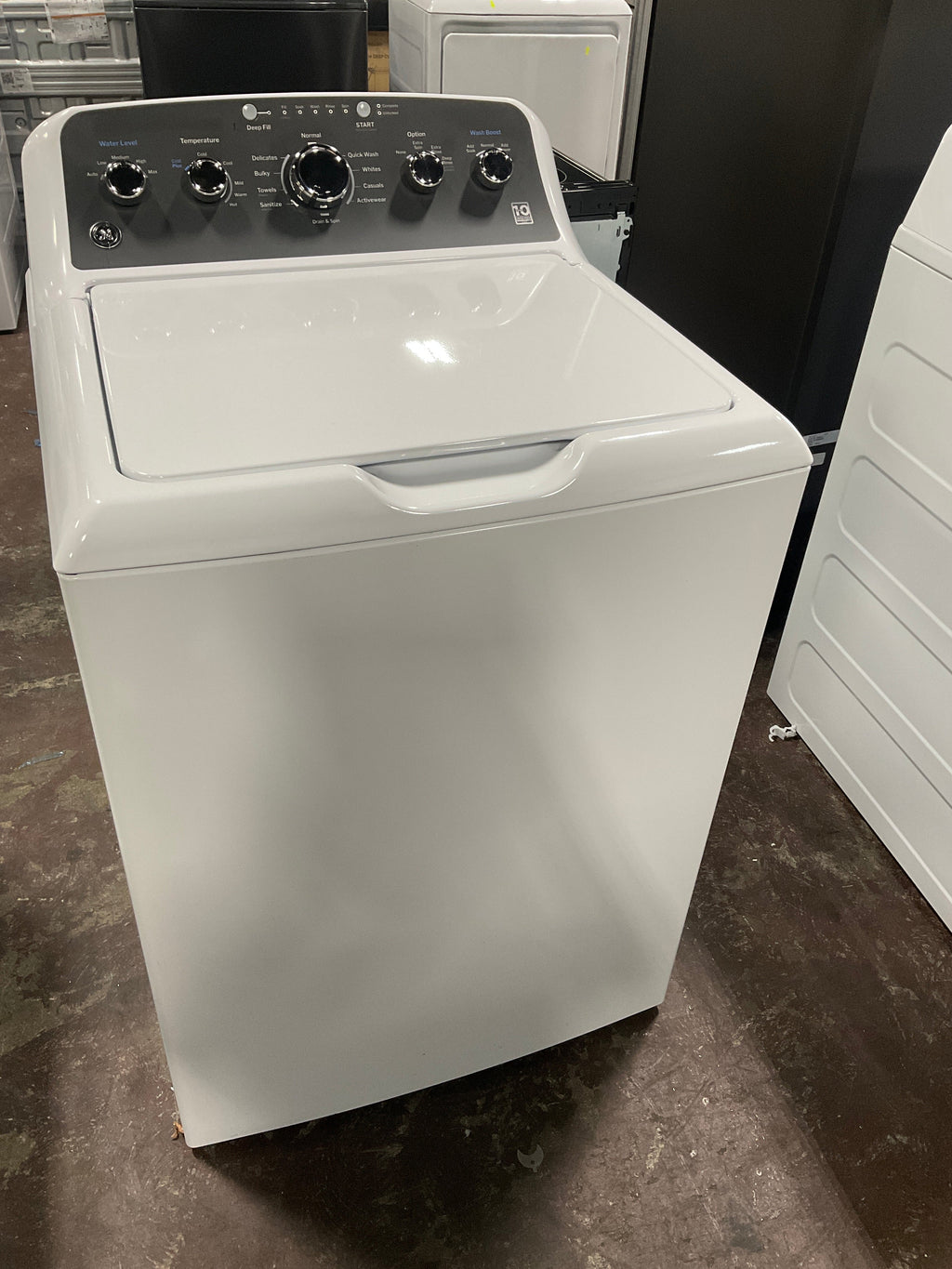 GE GE® 4.5 cu. ft. Capacity Washer with Stainless Steel Basket, Cold Plus and Wash Boost