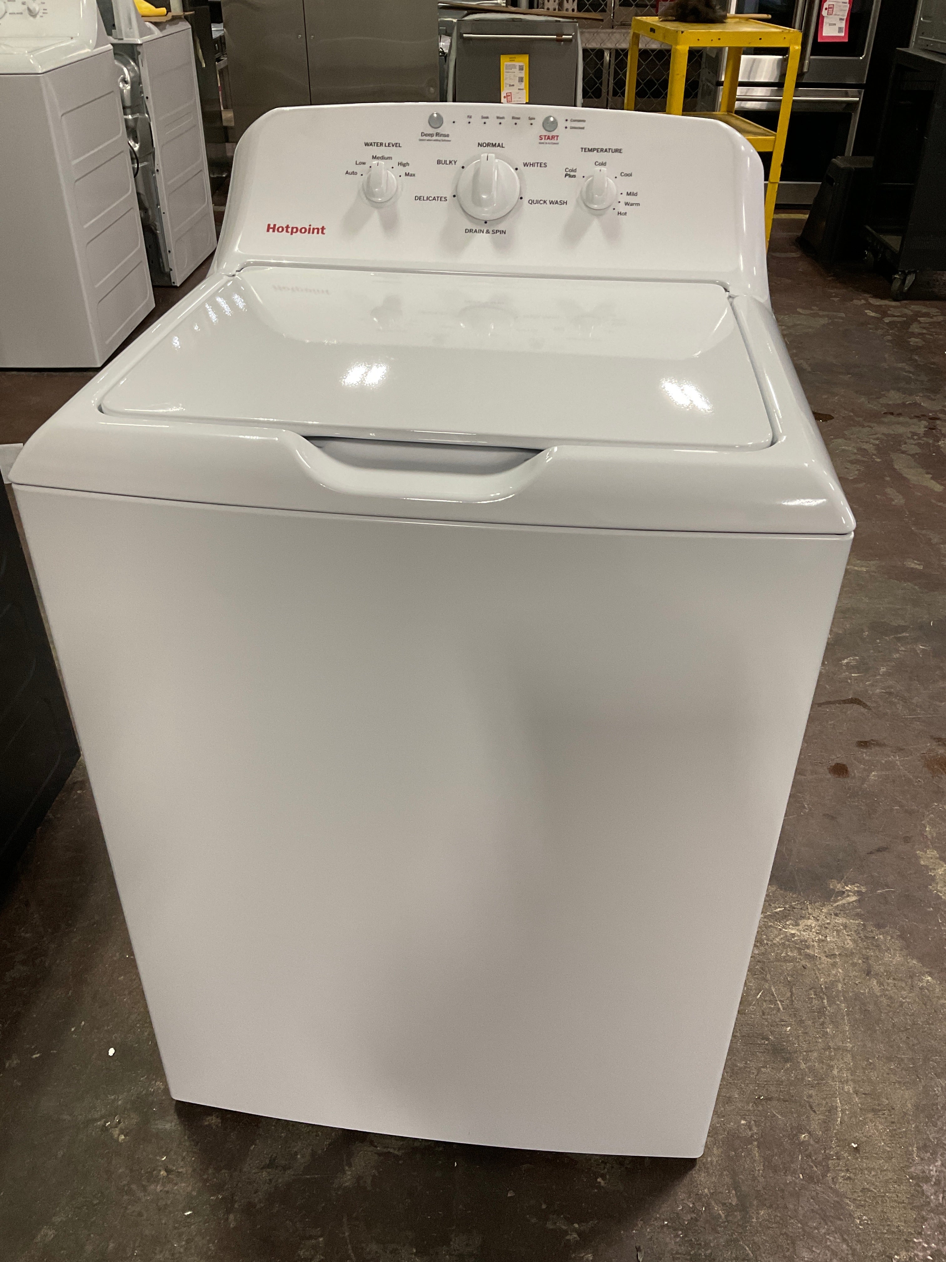 Hotpoint® 4.0 cu. ft. Capacity Washer with Stainless Steel Basket,Cold Plus and Water Level Control