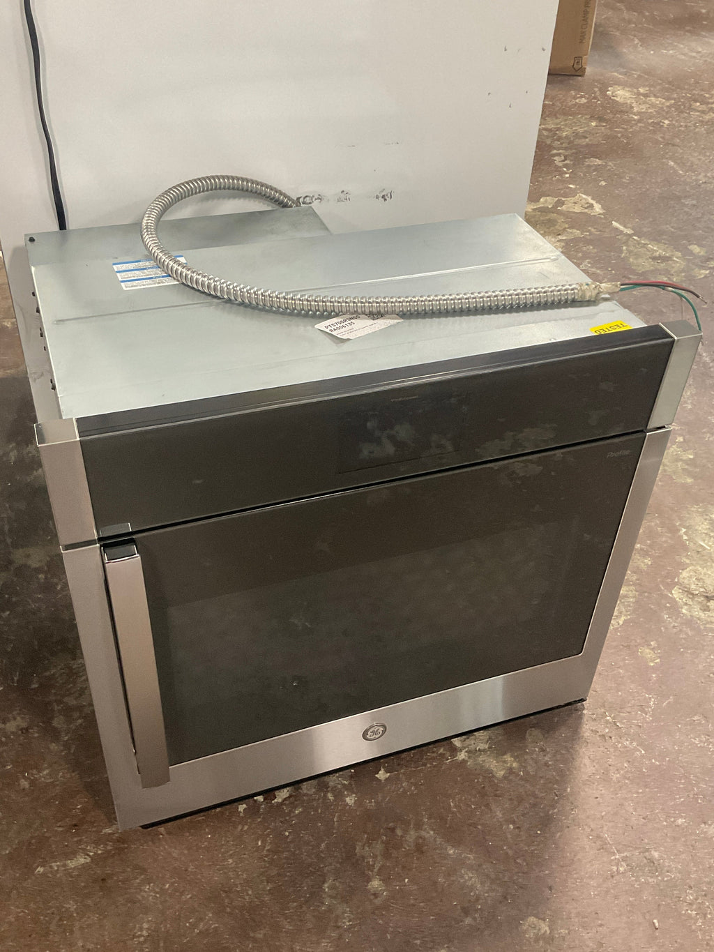 GE Profile™ 30" Smart Built-In Convection Single Wall Oven with Right-Hand Side-Swing Doors