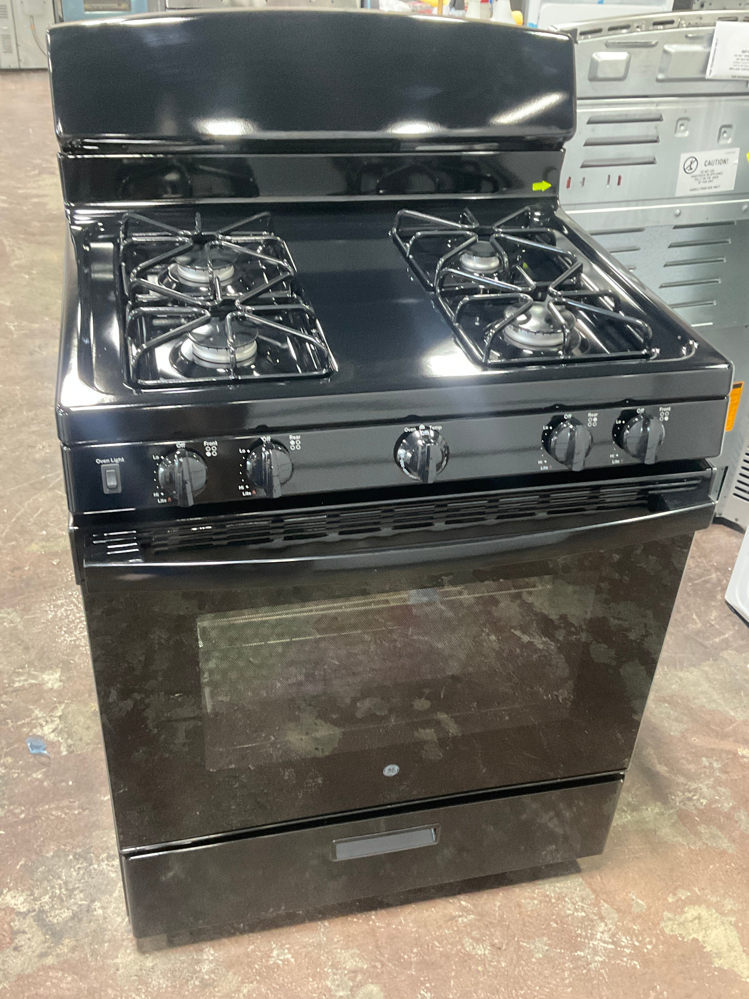 GE® 30" Free-Standing Gas Range