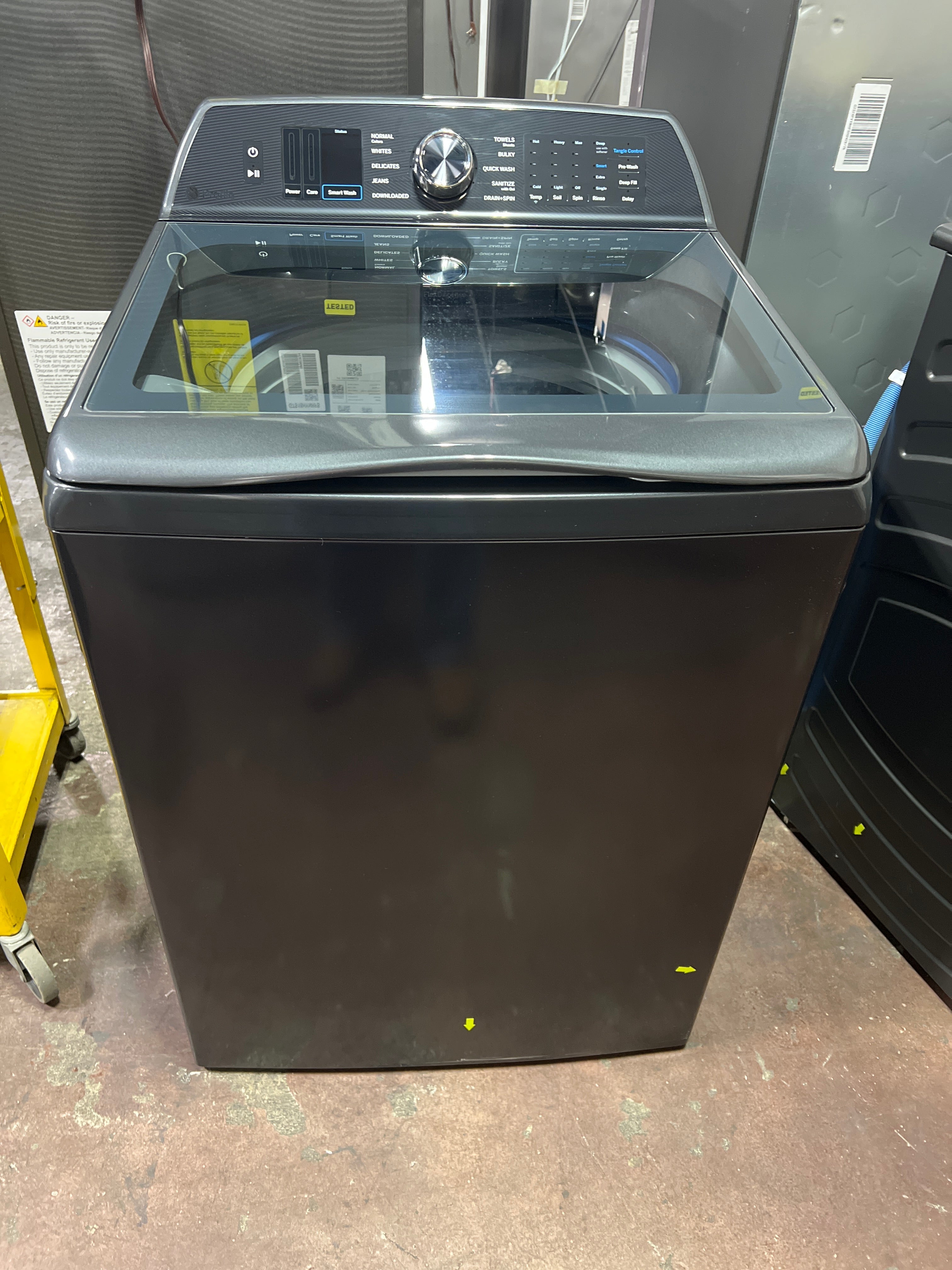 GE Profile™ ENERGY STAR® 5.4 cu. ft. Capacity Washer with Smarter Wash Technology and FlexDispense™
