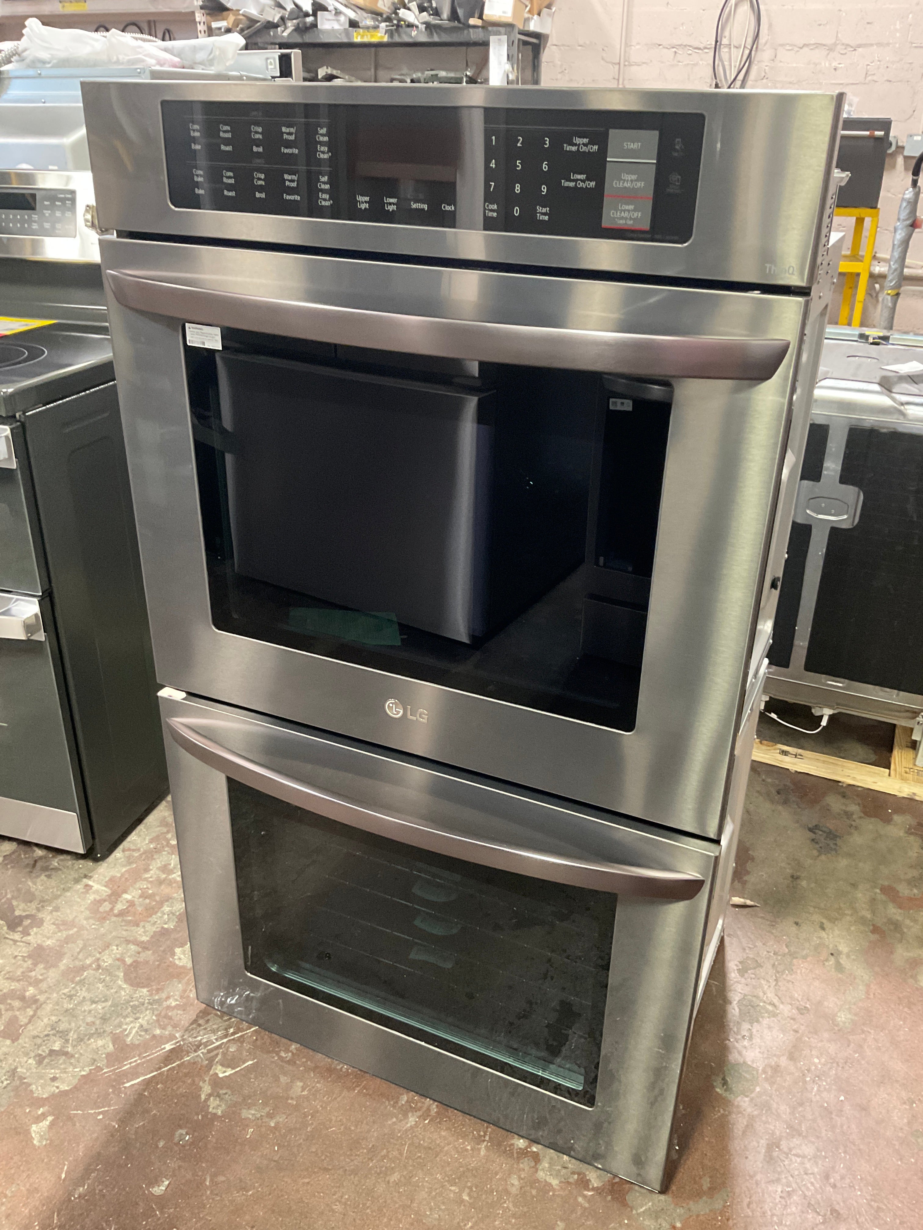 LG Black Stainless Steel Series 9.4 cu. ft Total Capacity Double Wall Oven