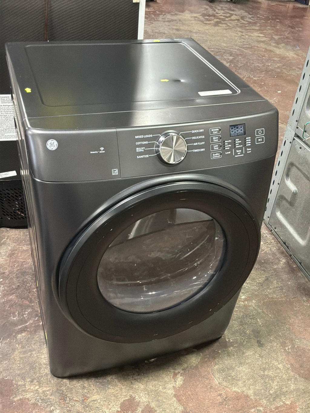 GE® ENERGY STAR® 7.8 cu. ft. Capacity Smart Front Load Electric Dryer