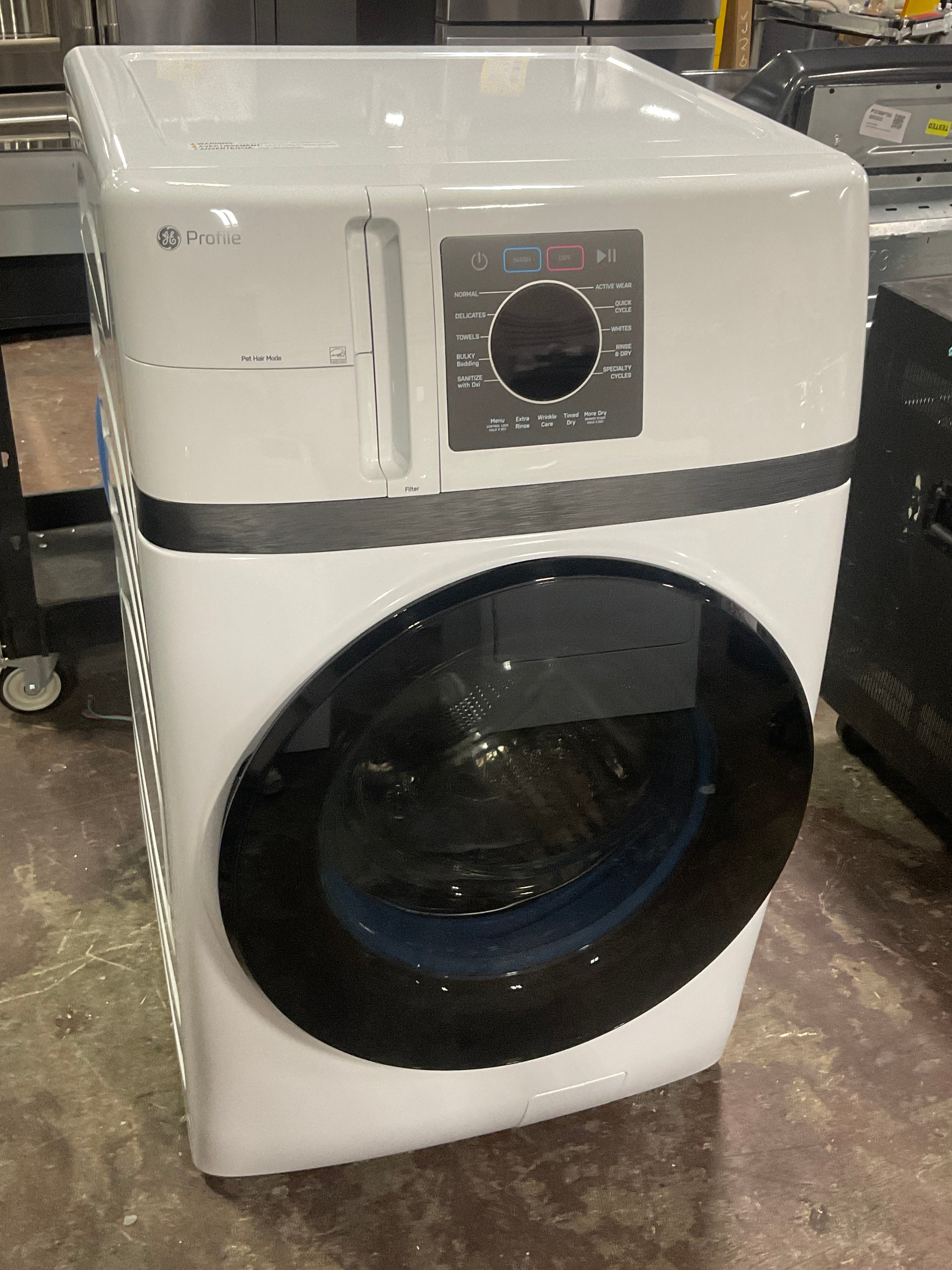 GE Profile™ ENERGY STAR® 4.6 cu. ft. Capacity UltraFast Combo with Ventless Inverter Heat Pump Technology Washer/Dryer