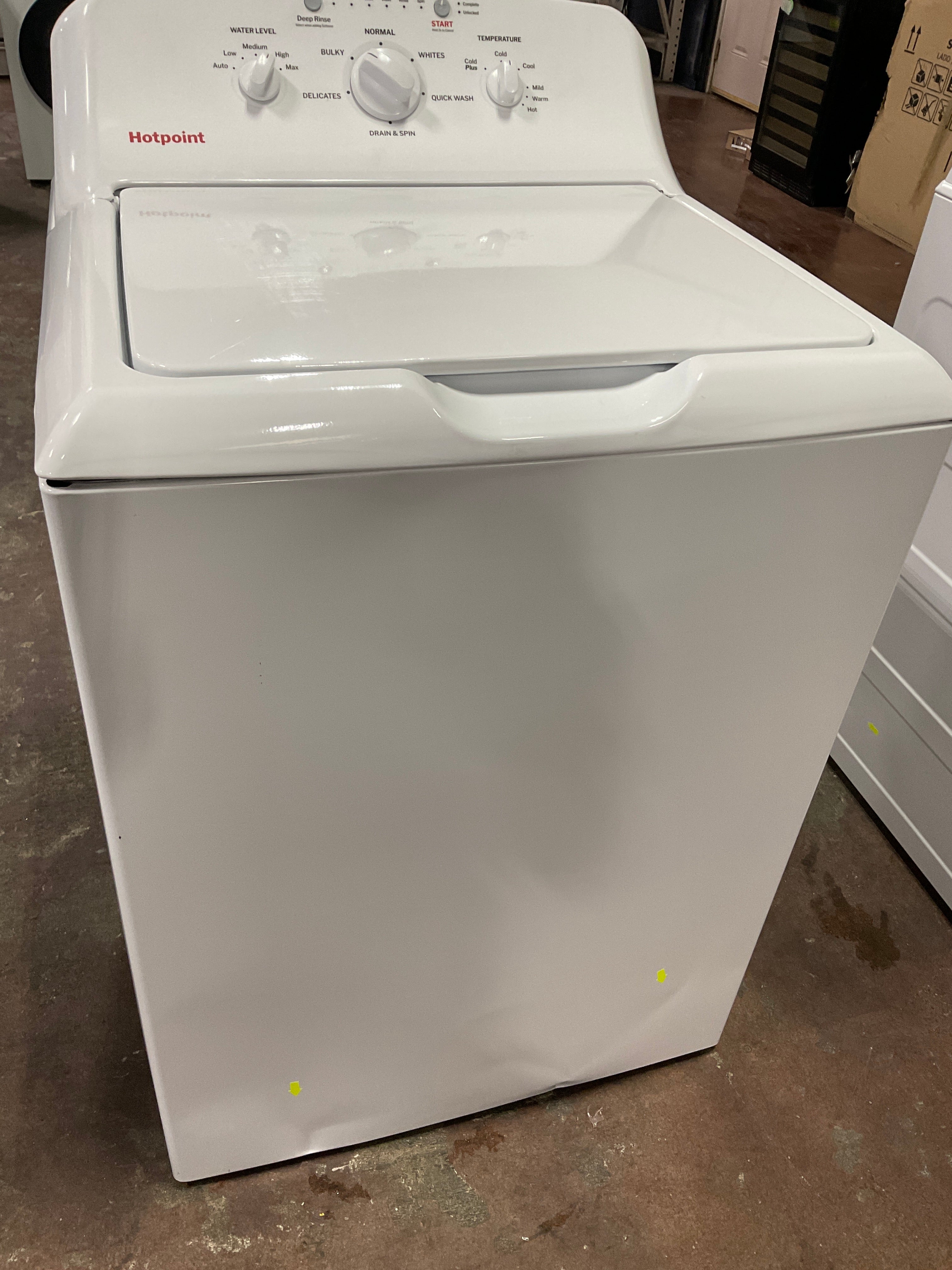 Hotpoint® 4.0 cu. ft. Capacity Washer with Stainless Steel Basket,Cold Plus and Water Level Control