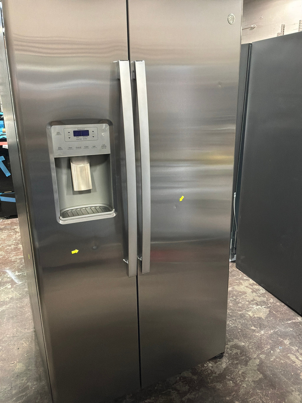 GE 25.1 Cu. Ft. Fingerprint Resistant Side-By-Side Refrigerator