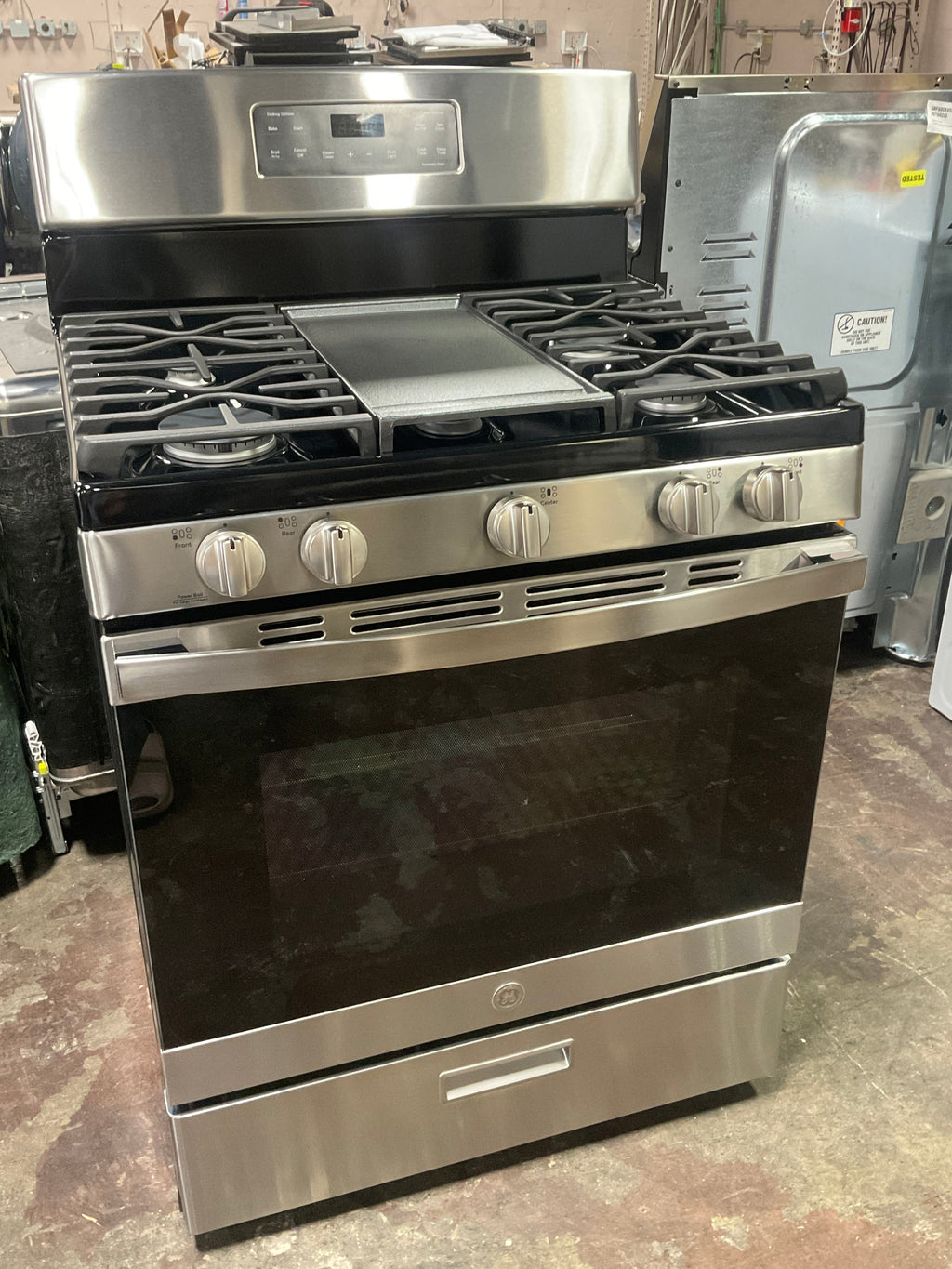 GE® 30" Free-Standing Gas Range