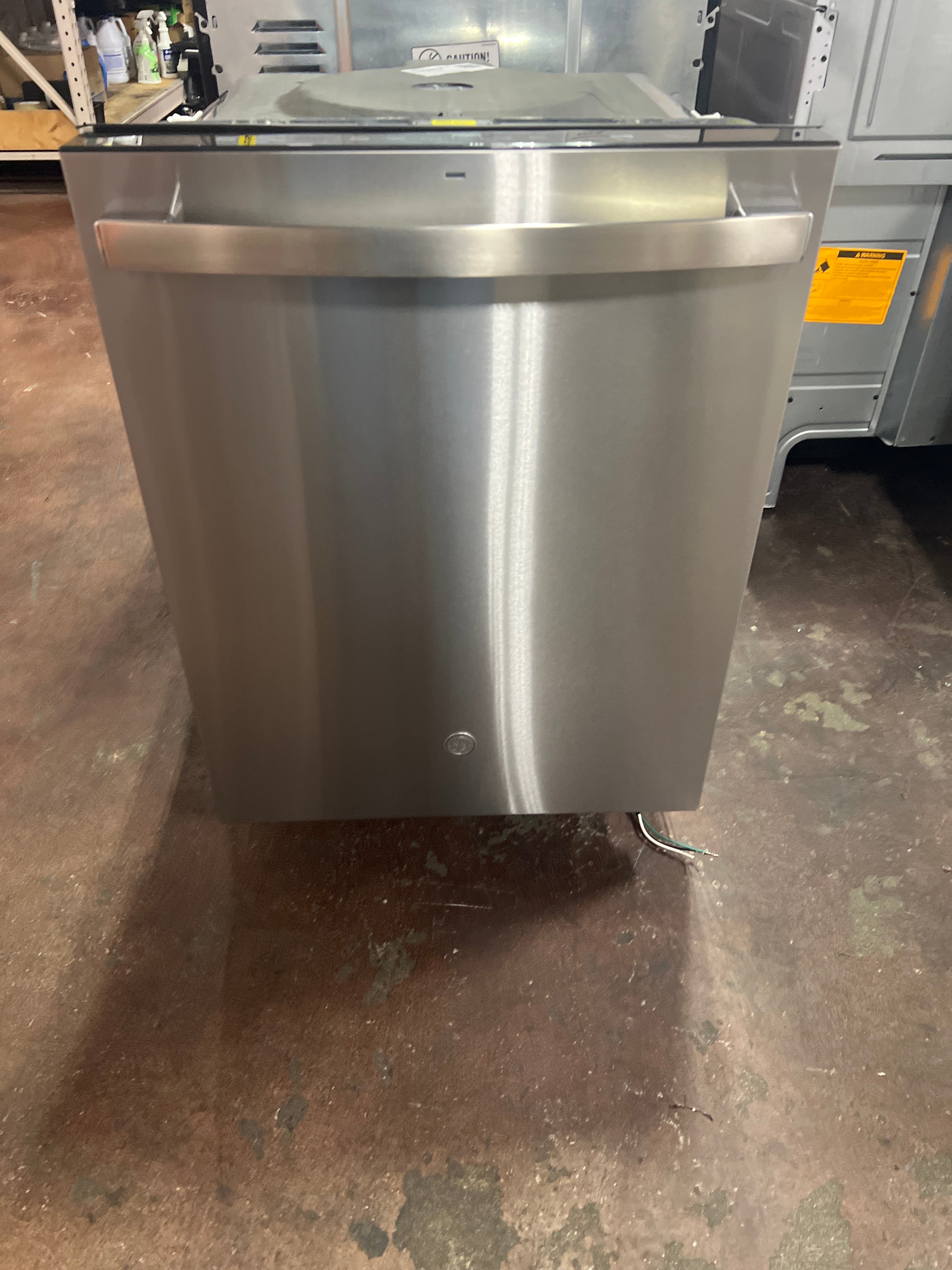 GE GE® ENERGY STAR® Top Control with Plastic Interior Dishwasher with Sanitize Cycle & Dry Boost