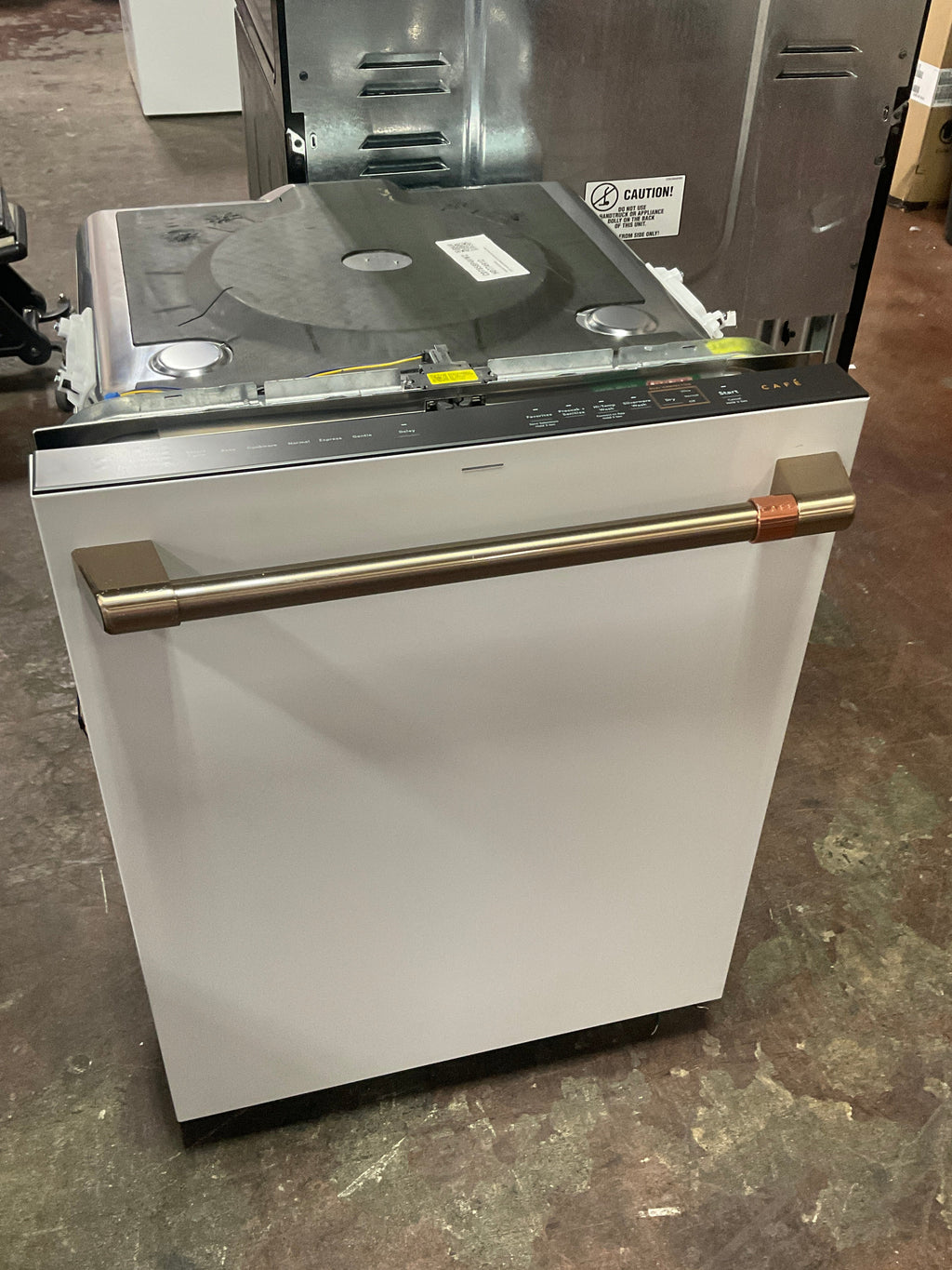 CAFÉ™ CustomFit ENERGY STAR Stainless Interior Smart Dishwasher with Ultra Wash Top Rack and Dual Convection Ultra Dry, 44 dBA