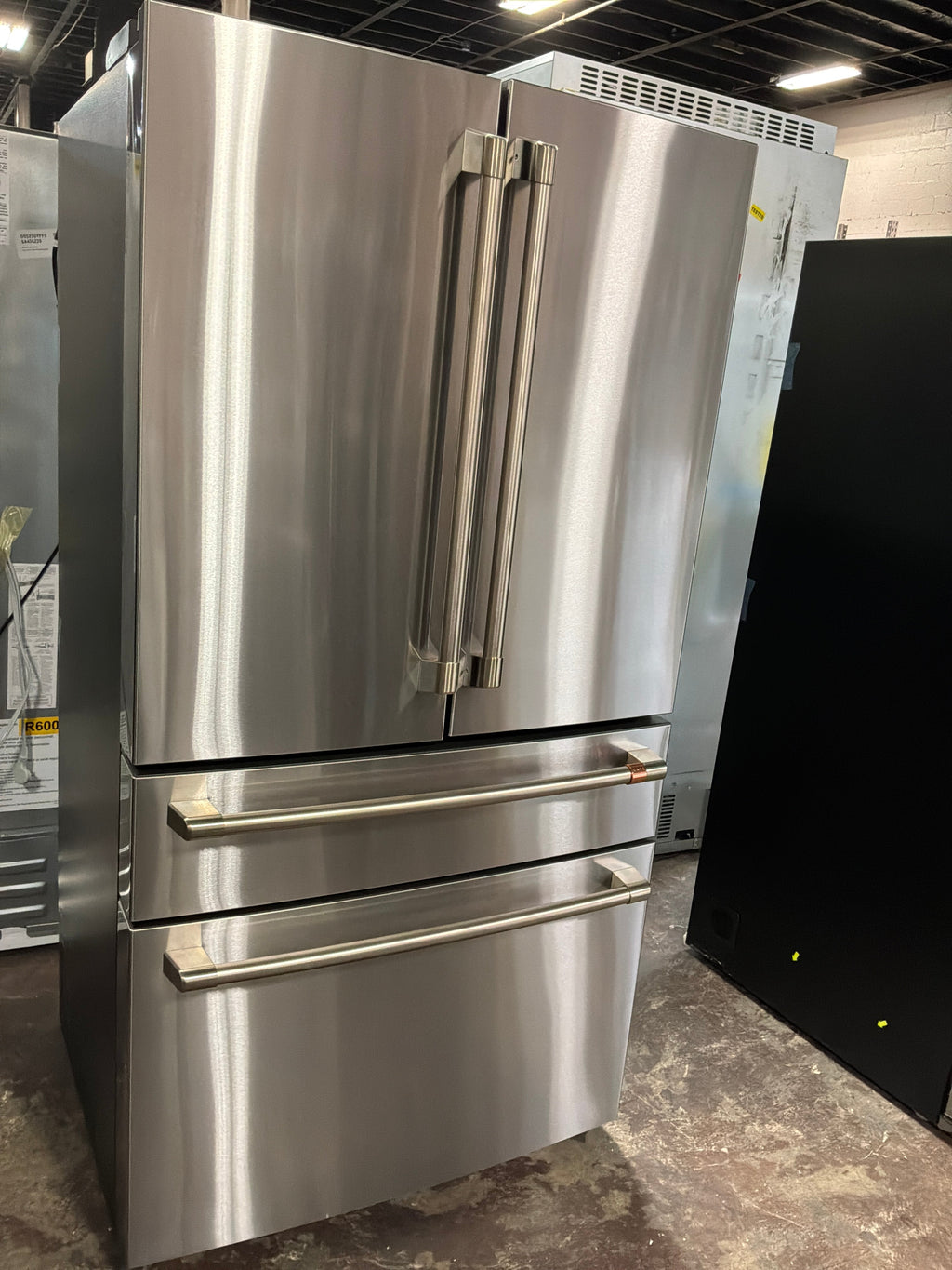 CAFÉ™ ENERGY STAR® 23.2 Cu. Ft. Smart Counter-Depth 4-Door French-Door Refrigerator With Dual-Dispense AutoFill Pitcher
