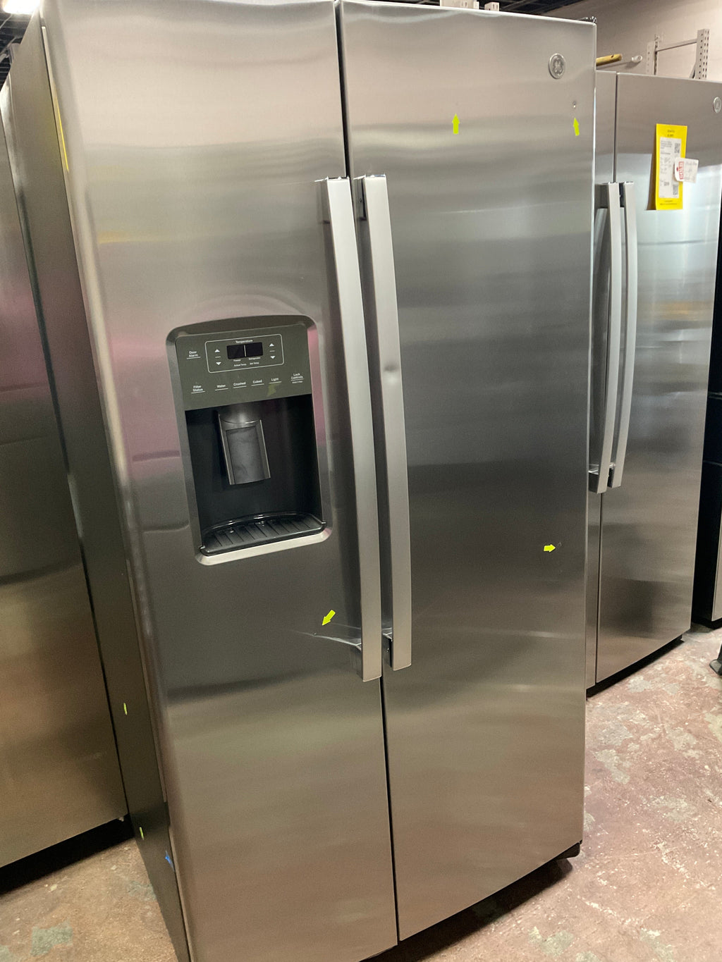 GE 25.3 Cu. Ft. Side-By-Side Refrigerator
