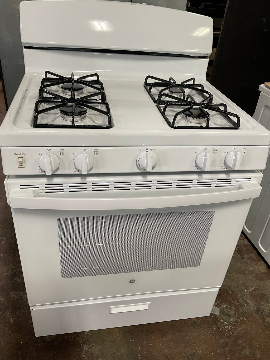 GE® 30" Free-Standing Gas Range