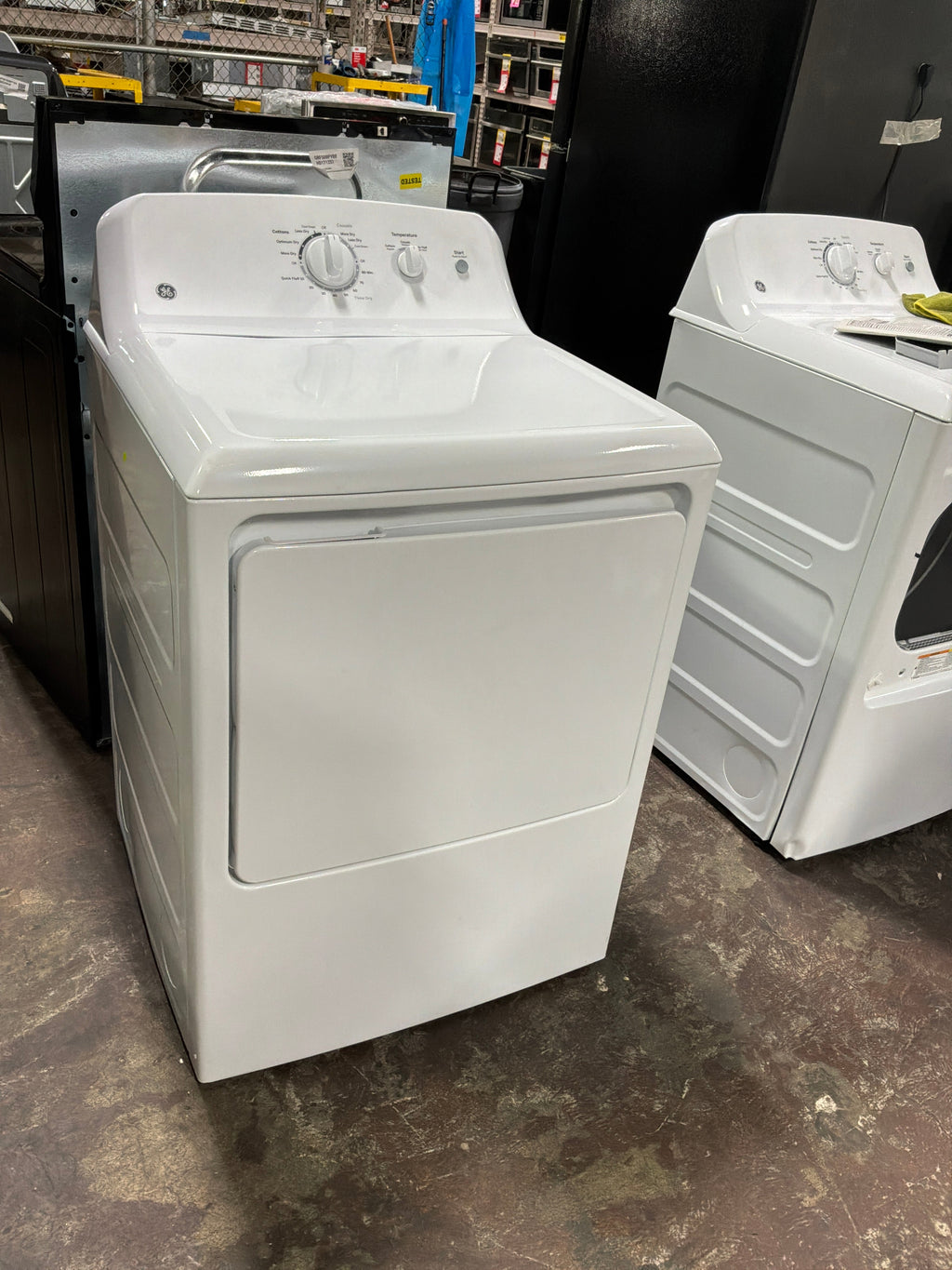 GE 6.2 cu. ft. Capacity Electric Dryer with Up To 120 ft. Venting and Shallow Depth