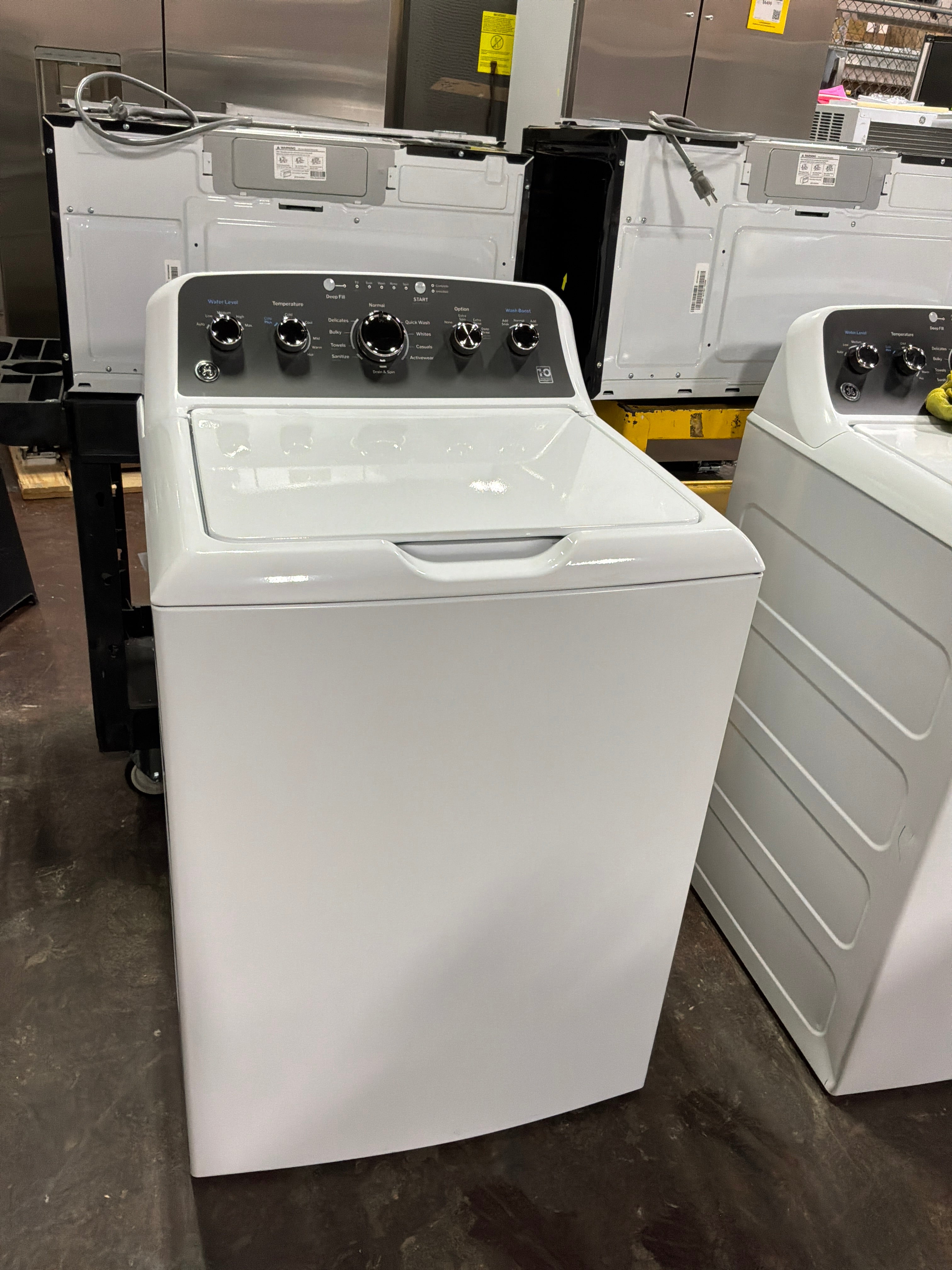 GE GE® 4.5 cu. ft. Capacity Washer with Stainless Steel Basket, Cold Plus and Wash Boost