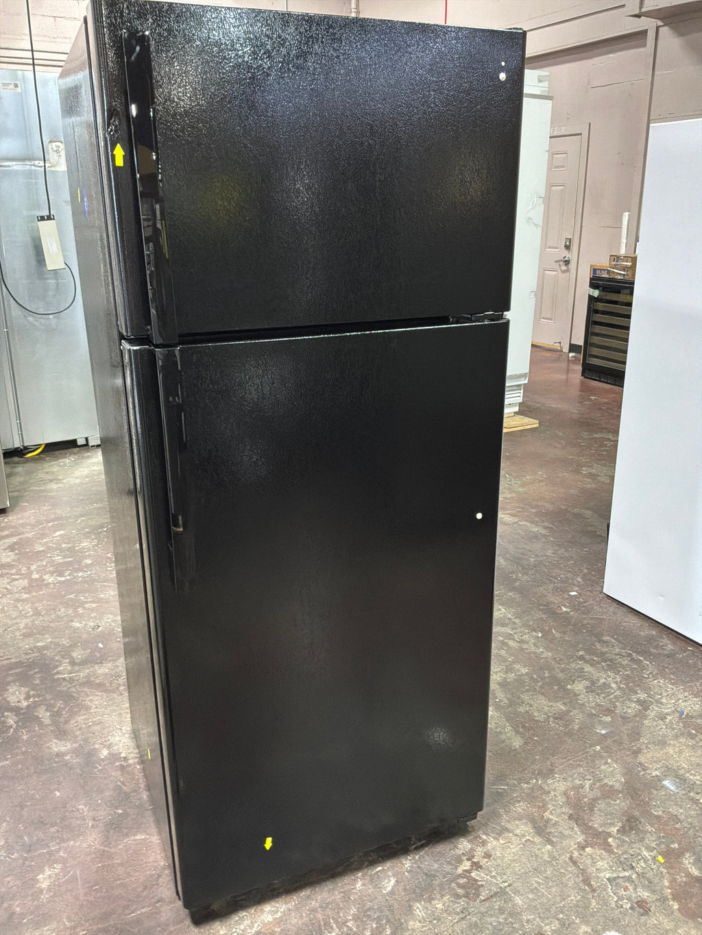 GE® ENERGY STAR® 17.5 Cu. Ft. Top-Freezer Refrigerator