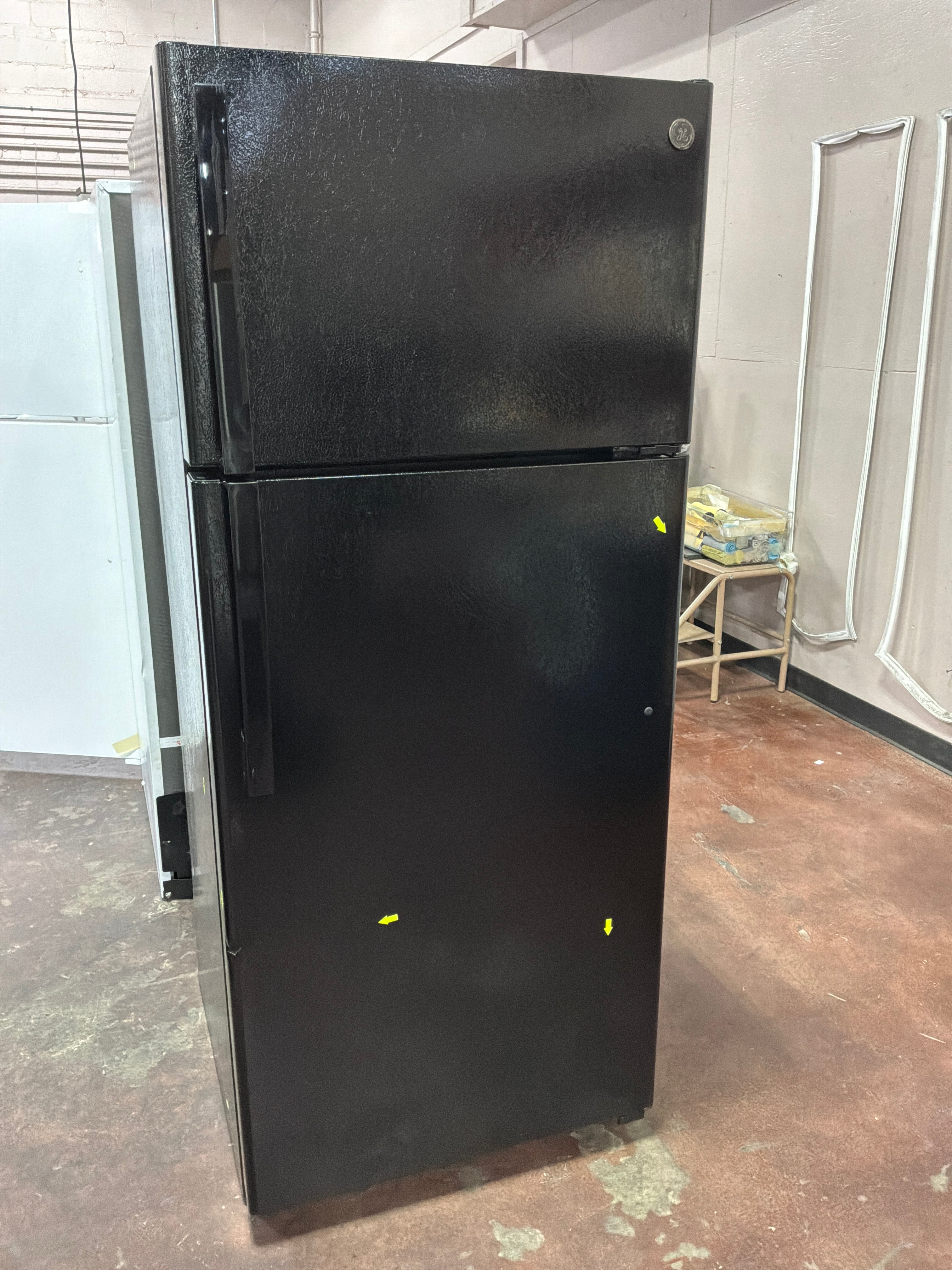 GE® ENERGY STAR® 17.5 Cu. Ft. Top-Freezer Refrigerator