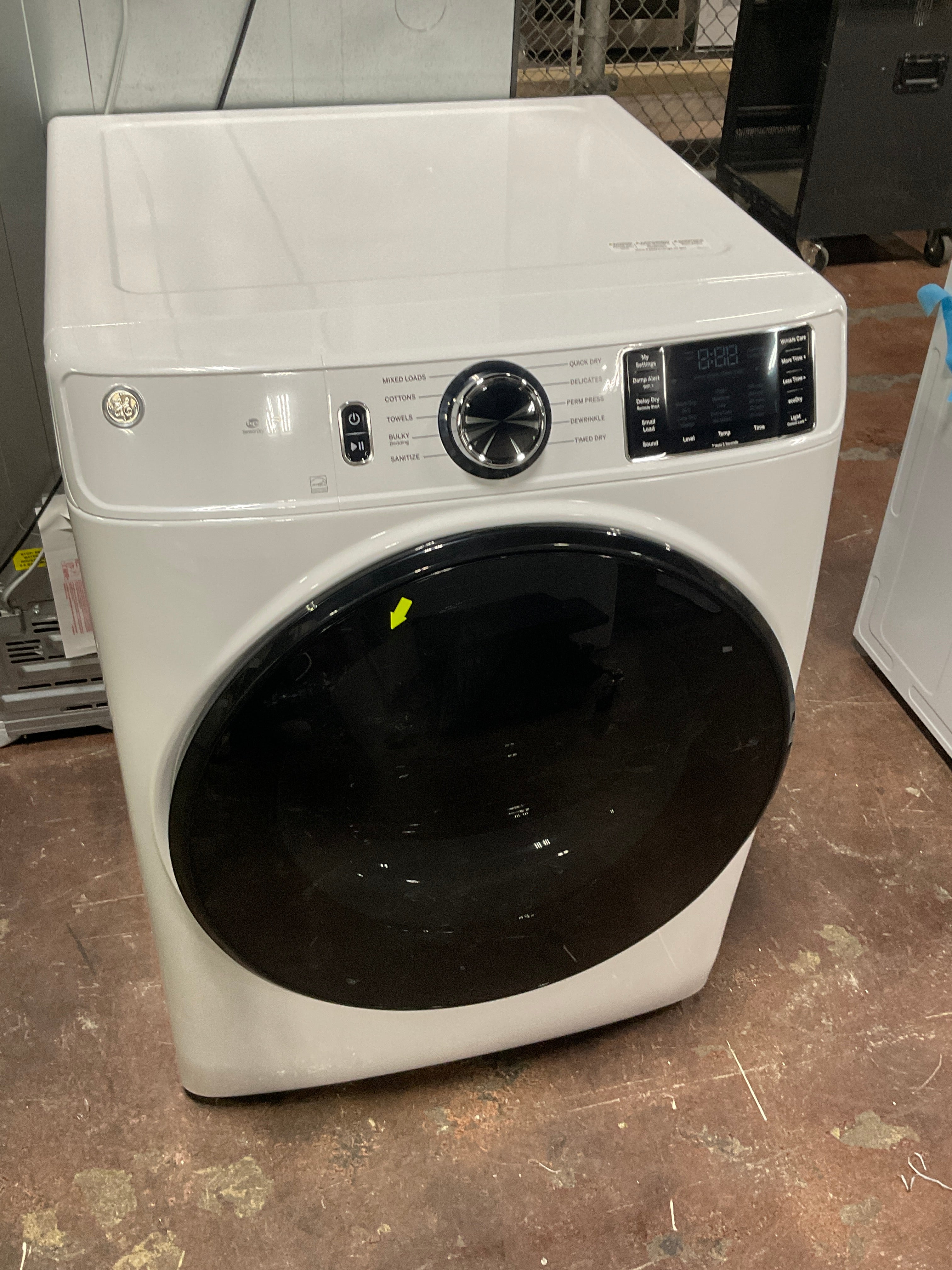 GE GE® ENERGY STAR® 7.8 cu. ft. Capacity Smart Front Load Electric Dryer with Sanitize Cycle