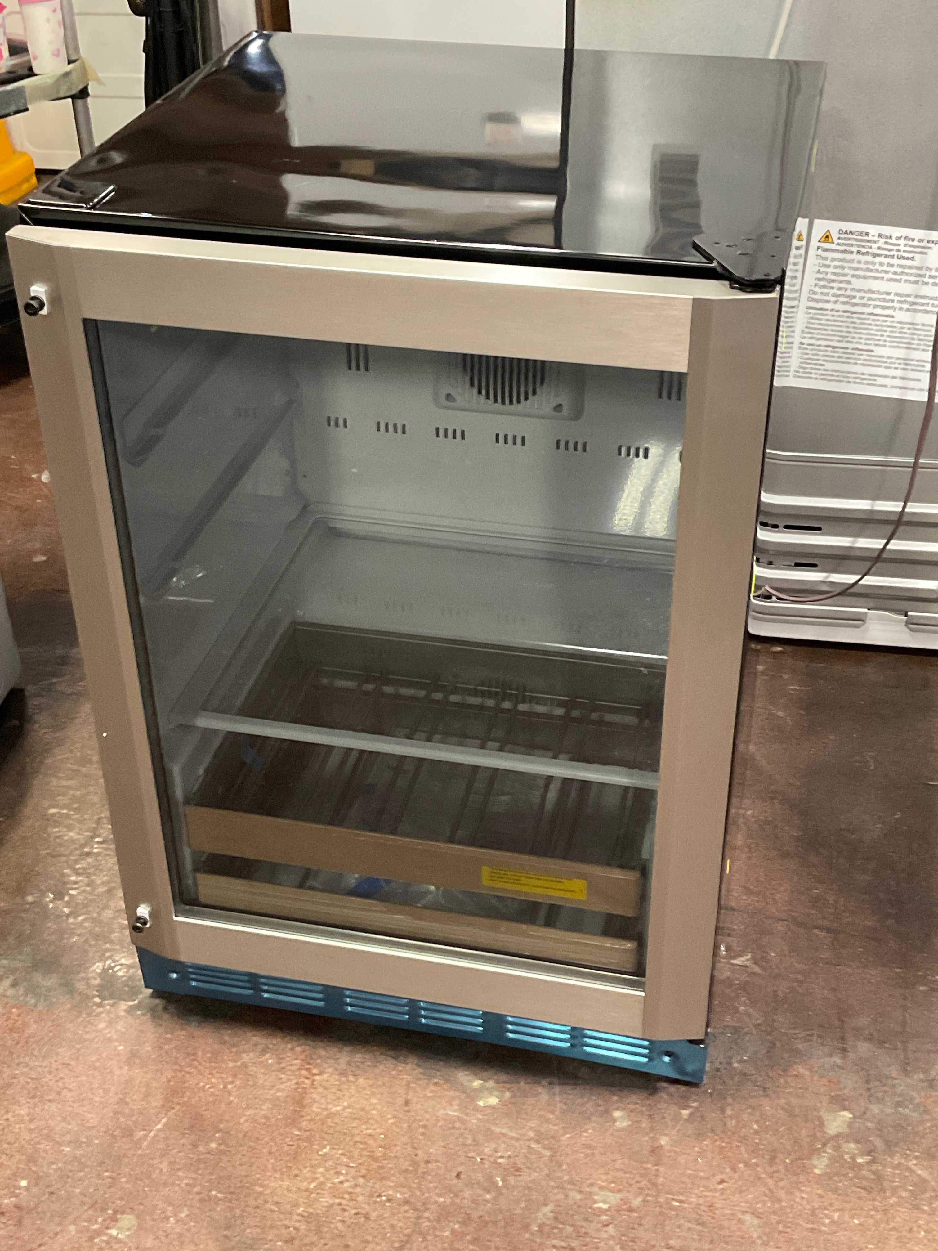 Monogram 24" Stainless Steel Wine Reserve