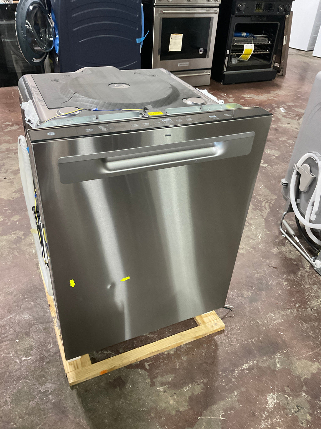 GE® ENERGY STAR® Fingerprint Resistant Top Control with Stainless Steel Interior Dishwasher with Sanitize Cycle