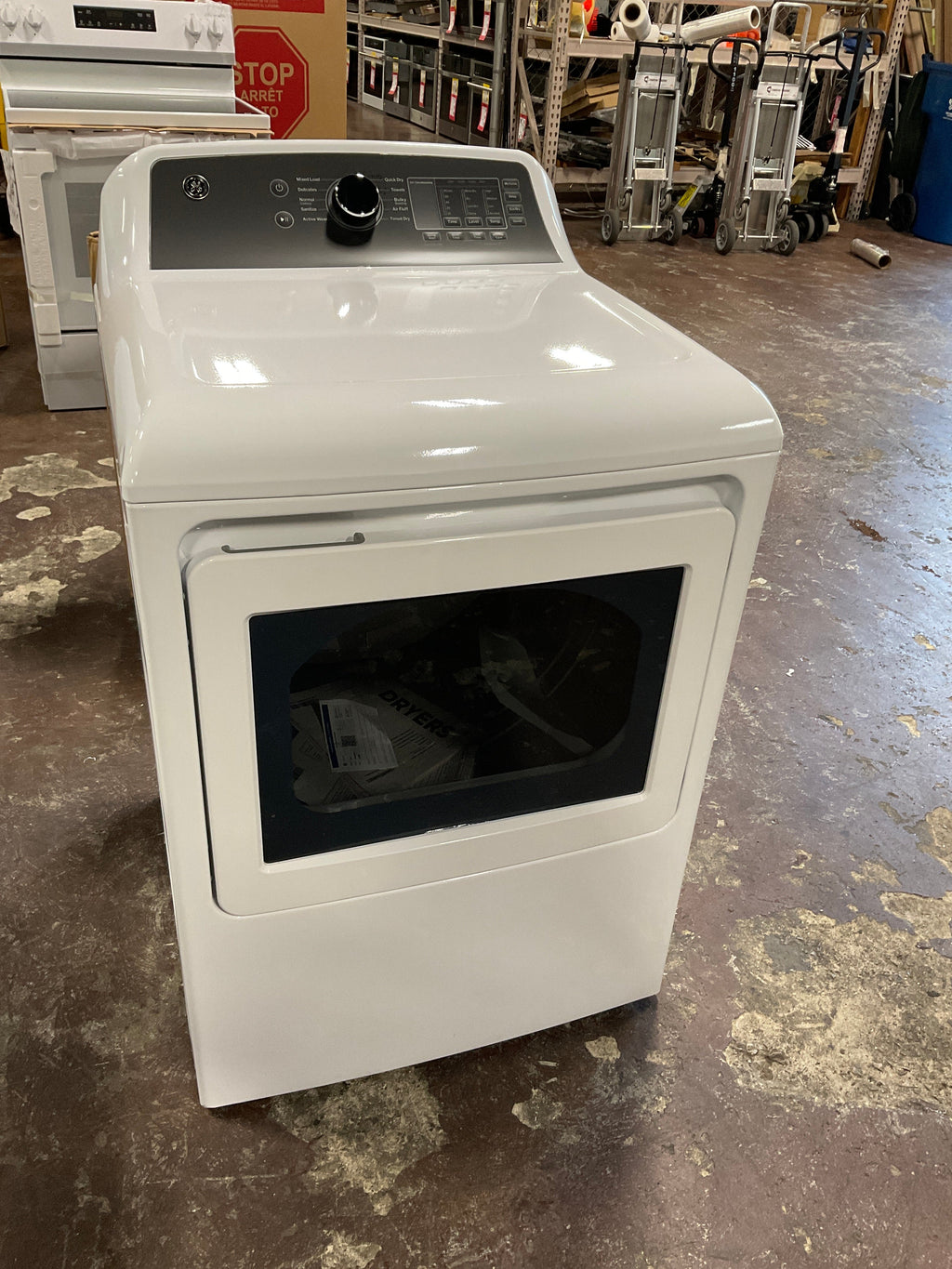 GE GE® 7.4 cu. ft. Capacity Electric Dryer with Up To 120 ft. Venting and Sensor Dry