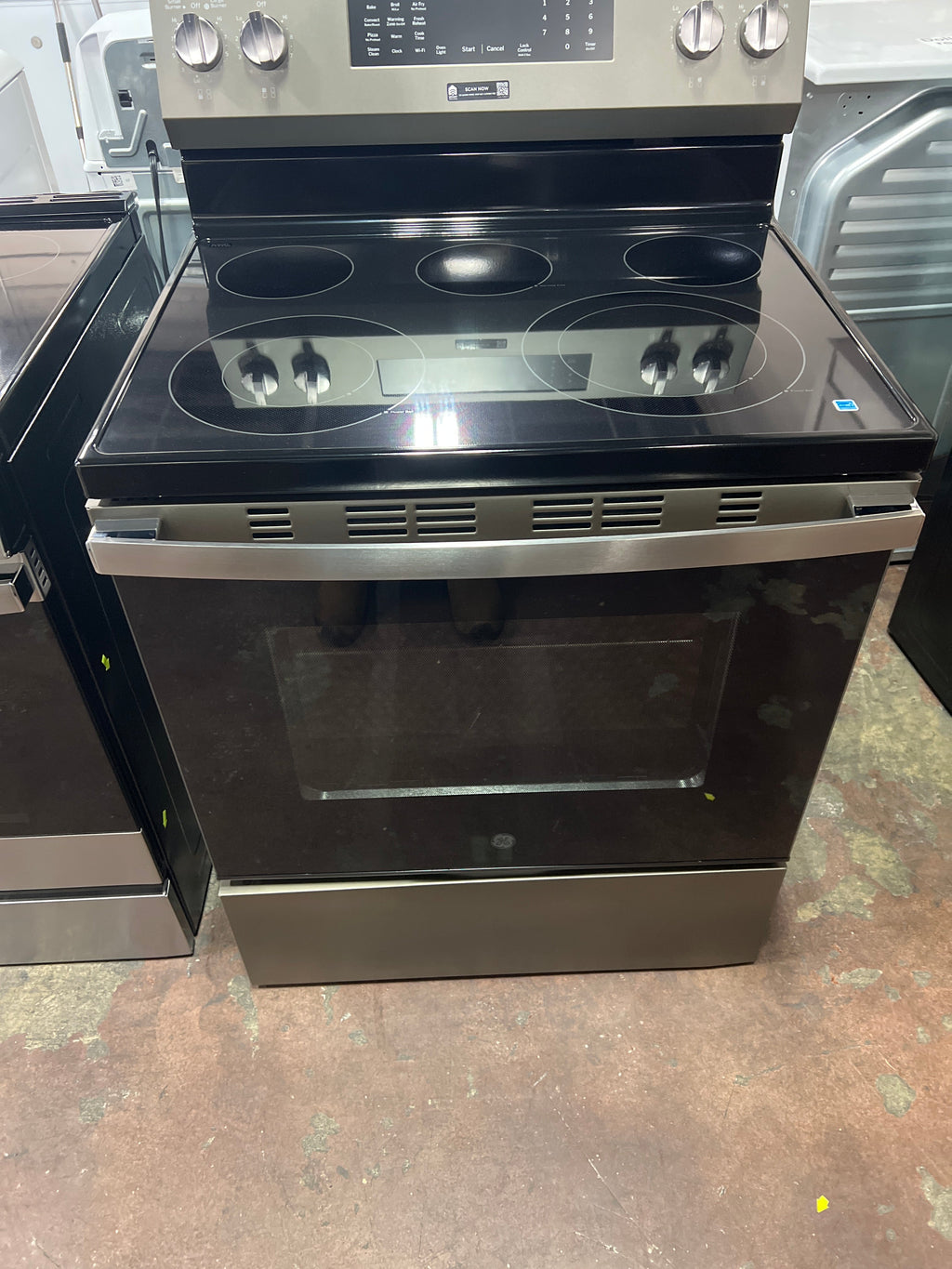 GE® ENERGY STAR® 30" Free-Standing Electric Convection Range with No Preheat Air Fry and EasyWash™ Oven Tray