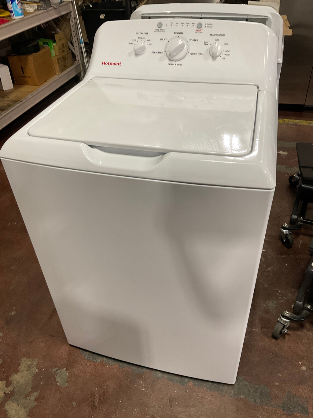 Hotpoint® 4.0 cu. ft. Capacity Washer with Stainless Steel Basket,Cold Plus and Water Level Control