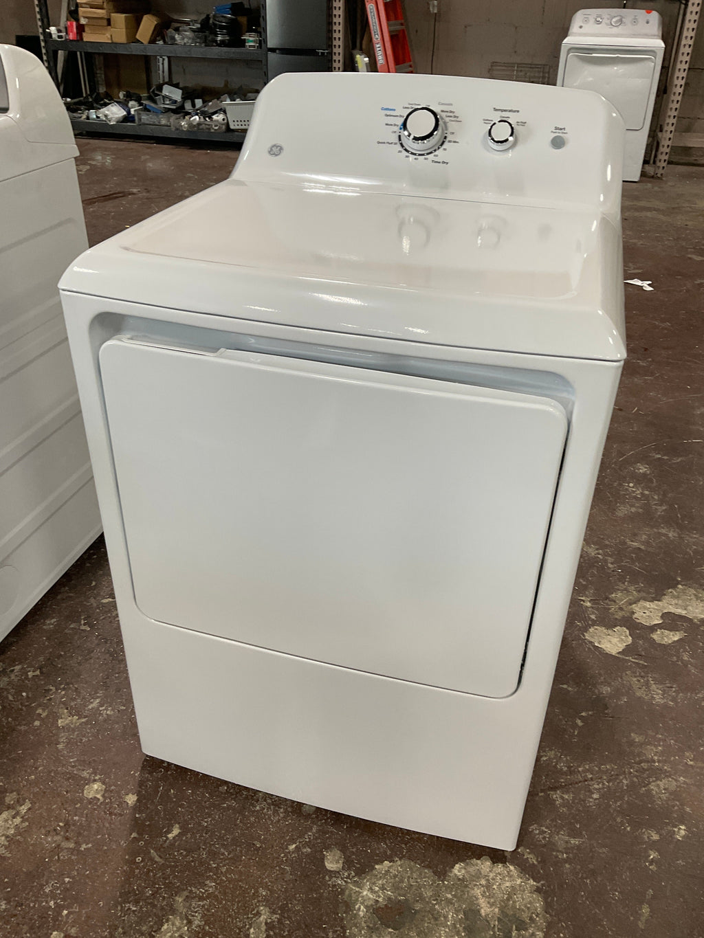 GE 6.2 cu. ft. Capacity Electric Dryer with Up To 120 ft. Venting and Shallow Depth
